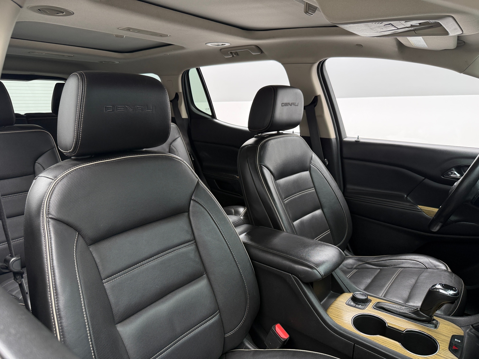 Thumbnail: 2018 GMC Acadia - 2