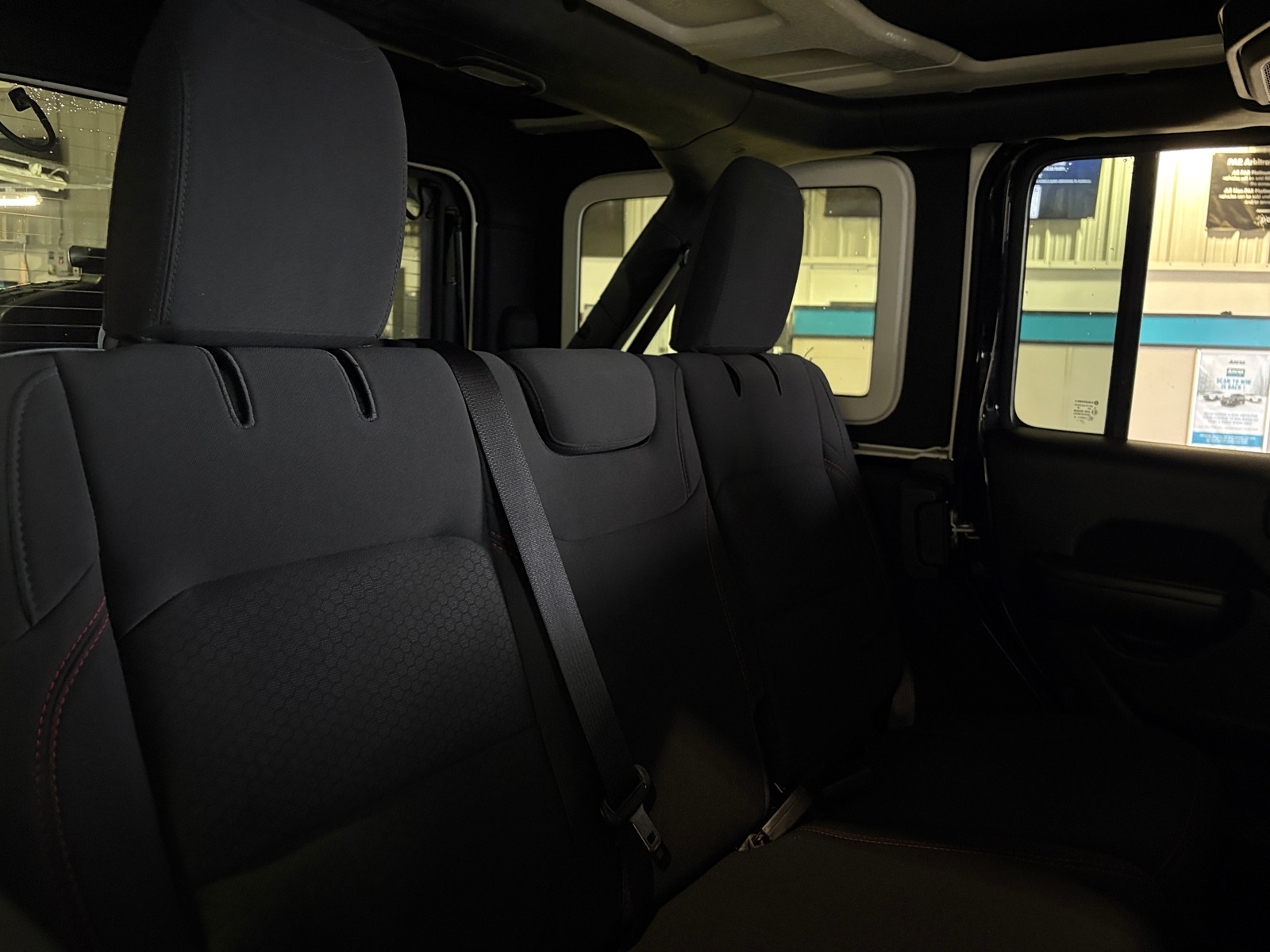 Thumbnail: 2020 Jeep Wrangler - 6