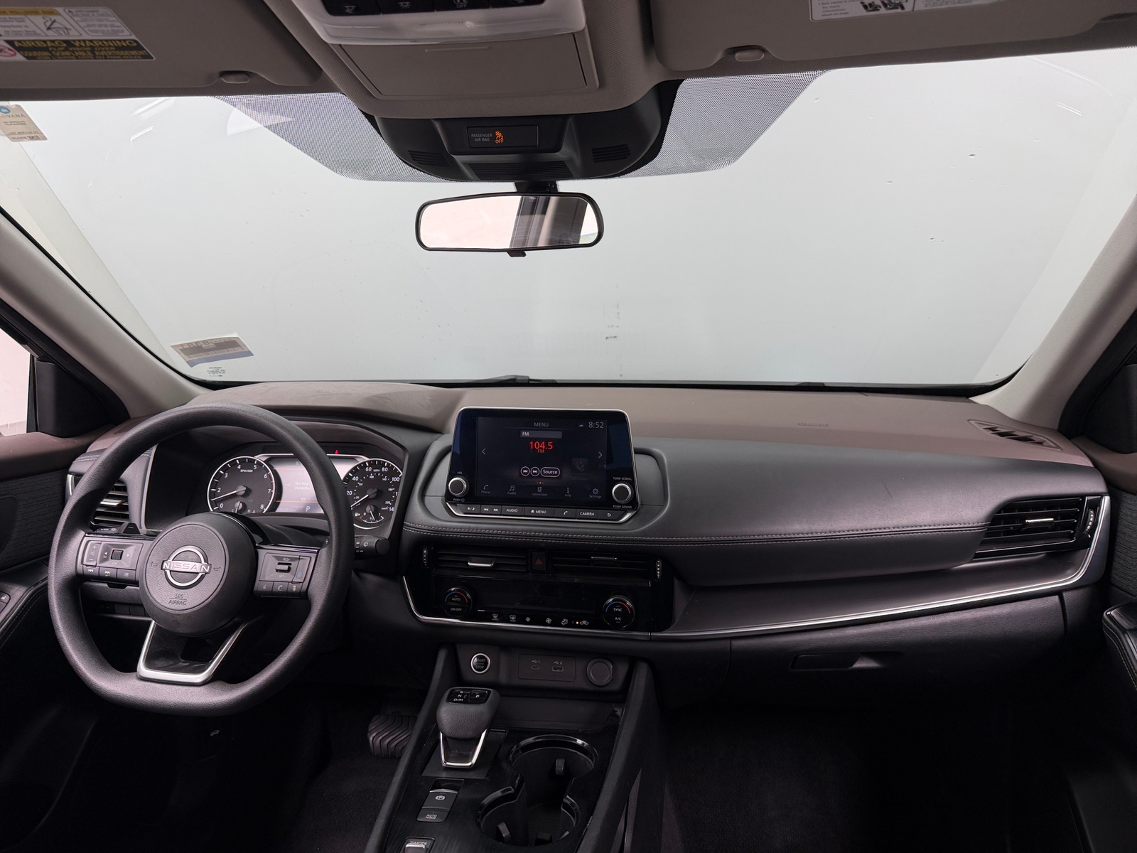 Thumbnail: 2023 Nissan Rogue - 3