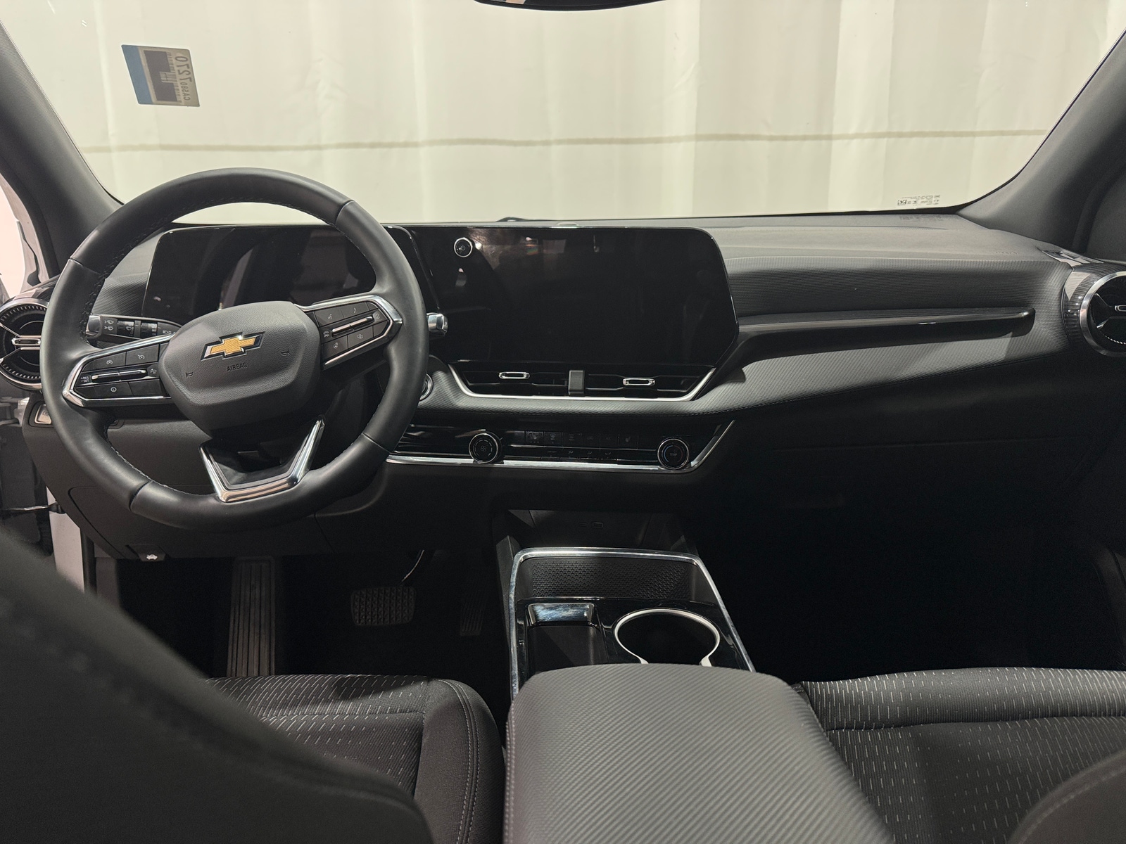 Thumbnail: 2025 Chevrolet Equinox - 3