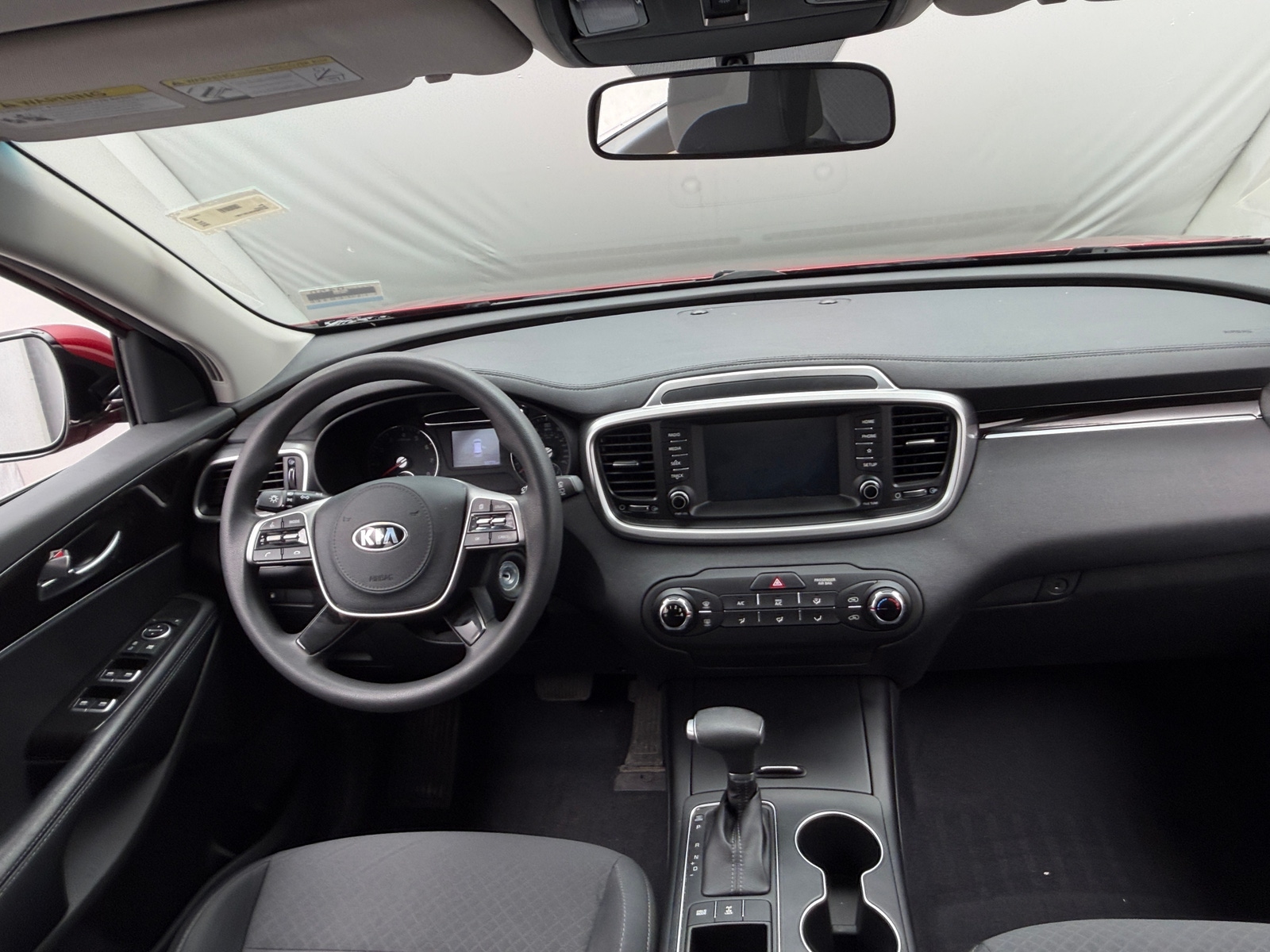 Thumbnail: 2020 Kia Sorento - 3