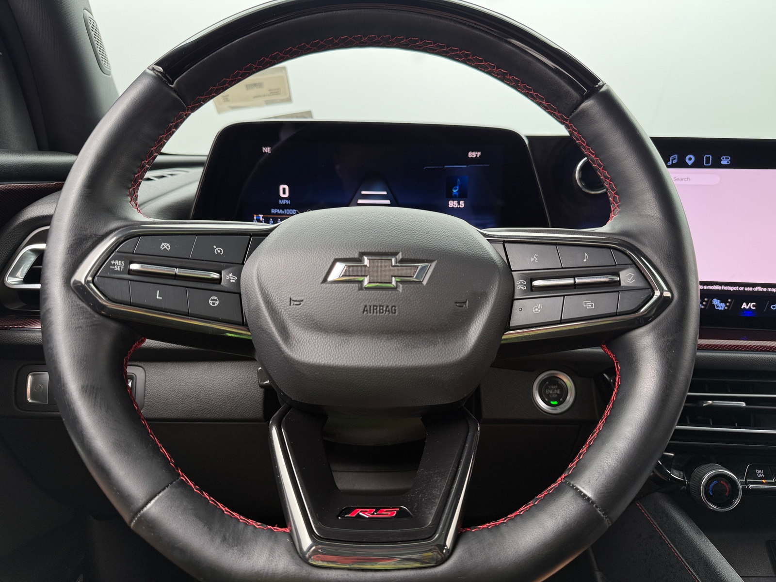 Thumbnail: 2024 Chevrolet Traverse - 5