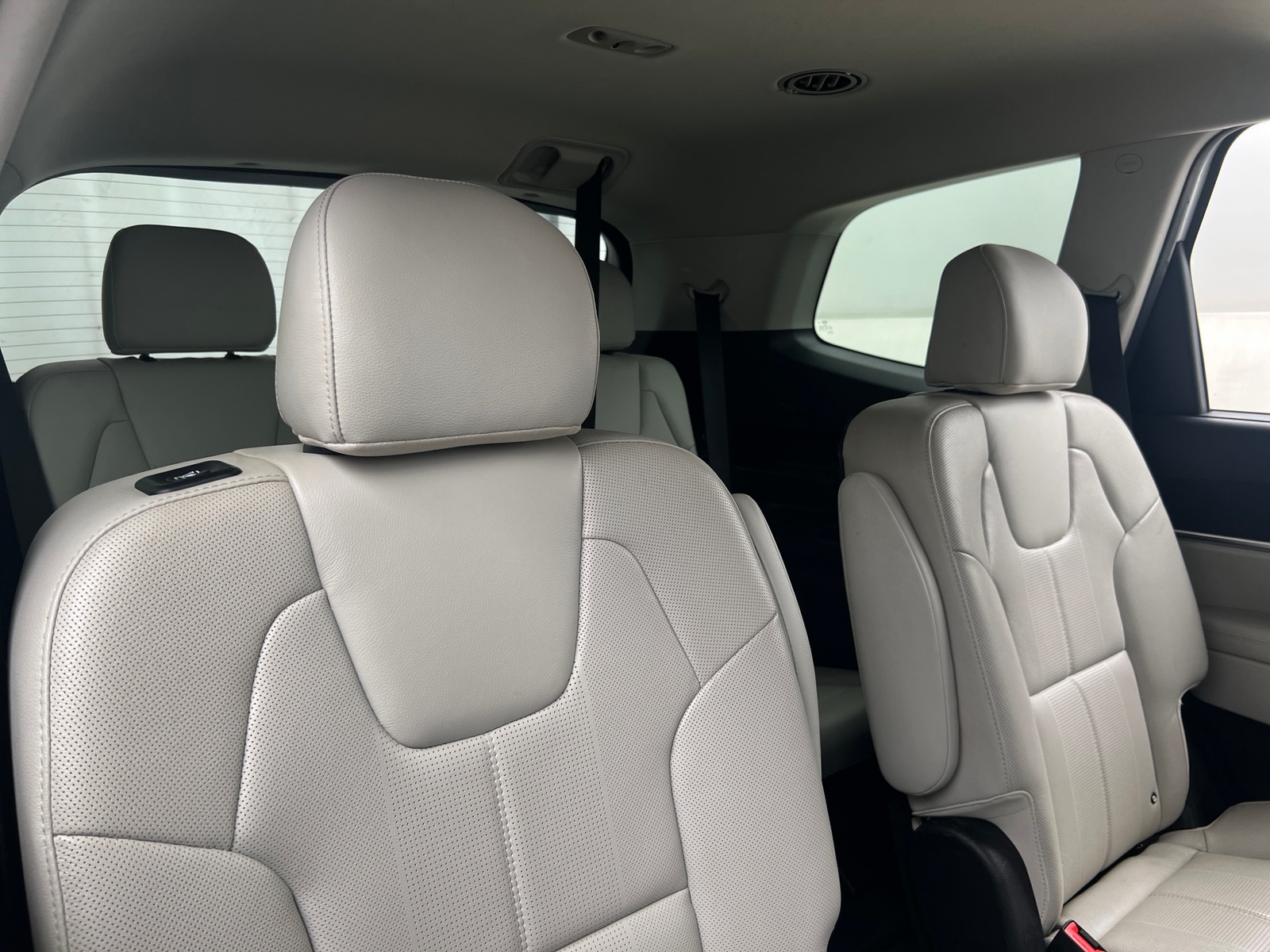 Thumbnail: 2020 Kia Telluride - 5