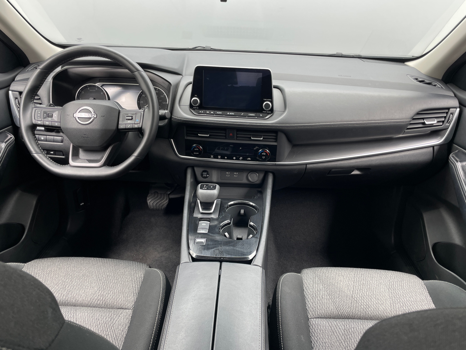 Thumbnail: 2025 Nissan Rogue - 3