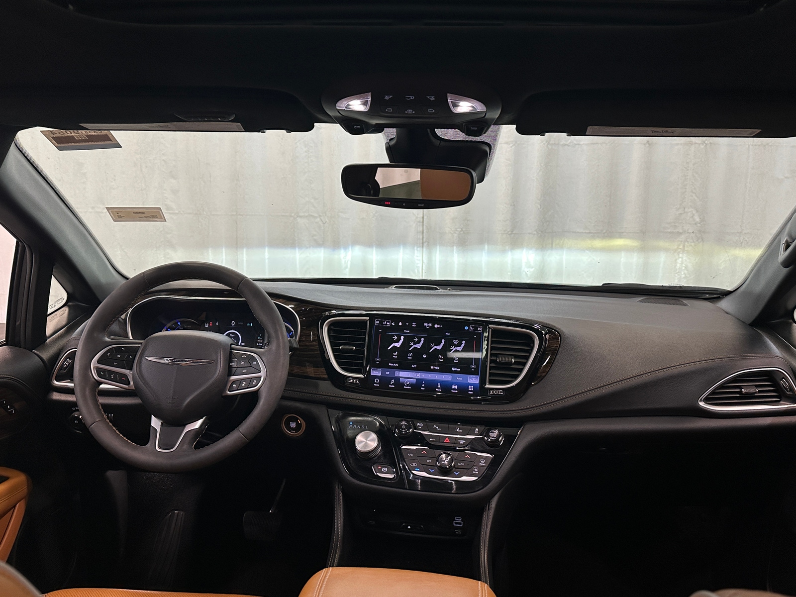 Thumbnail: 2022 Chrysler Pacifica - 2