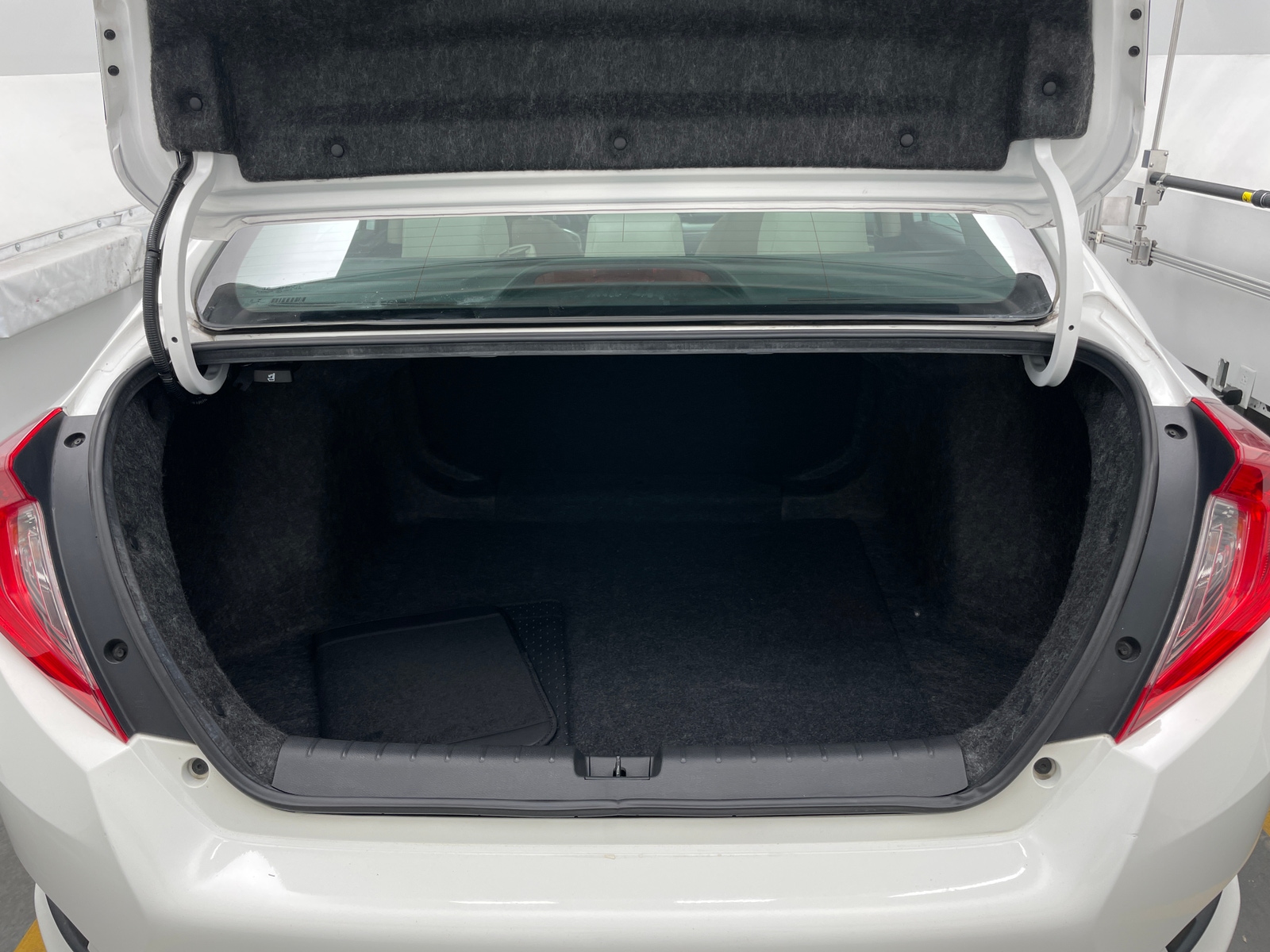 Thumbnail: 2016 Honda Civic - 7