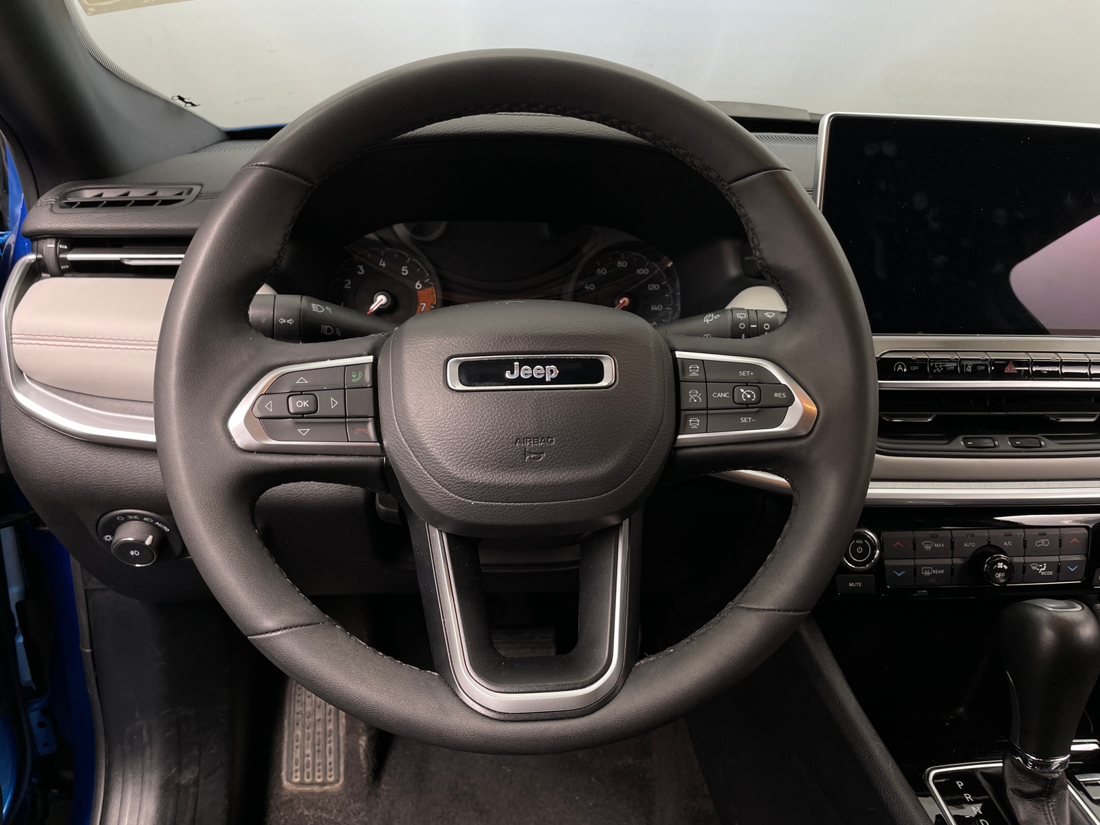 Thumbnail: 2025 Jeep Compass - 4