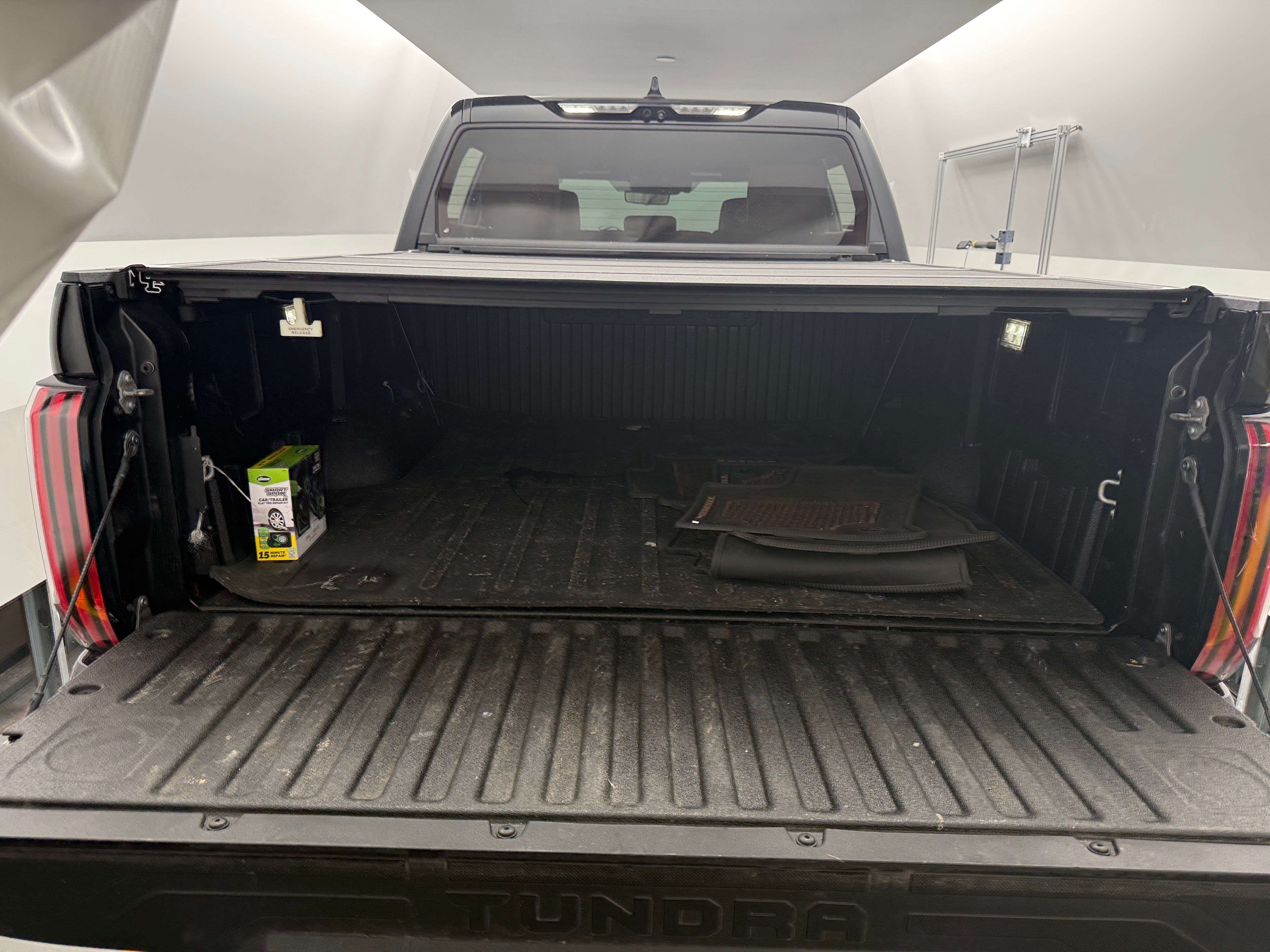 2024 Toyota Tundra 1794 Edition - Photo 2