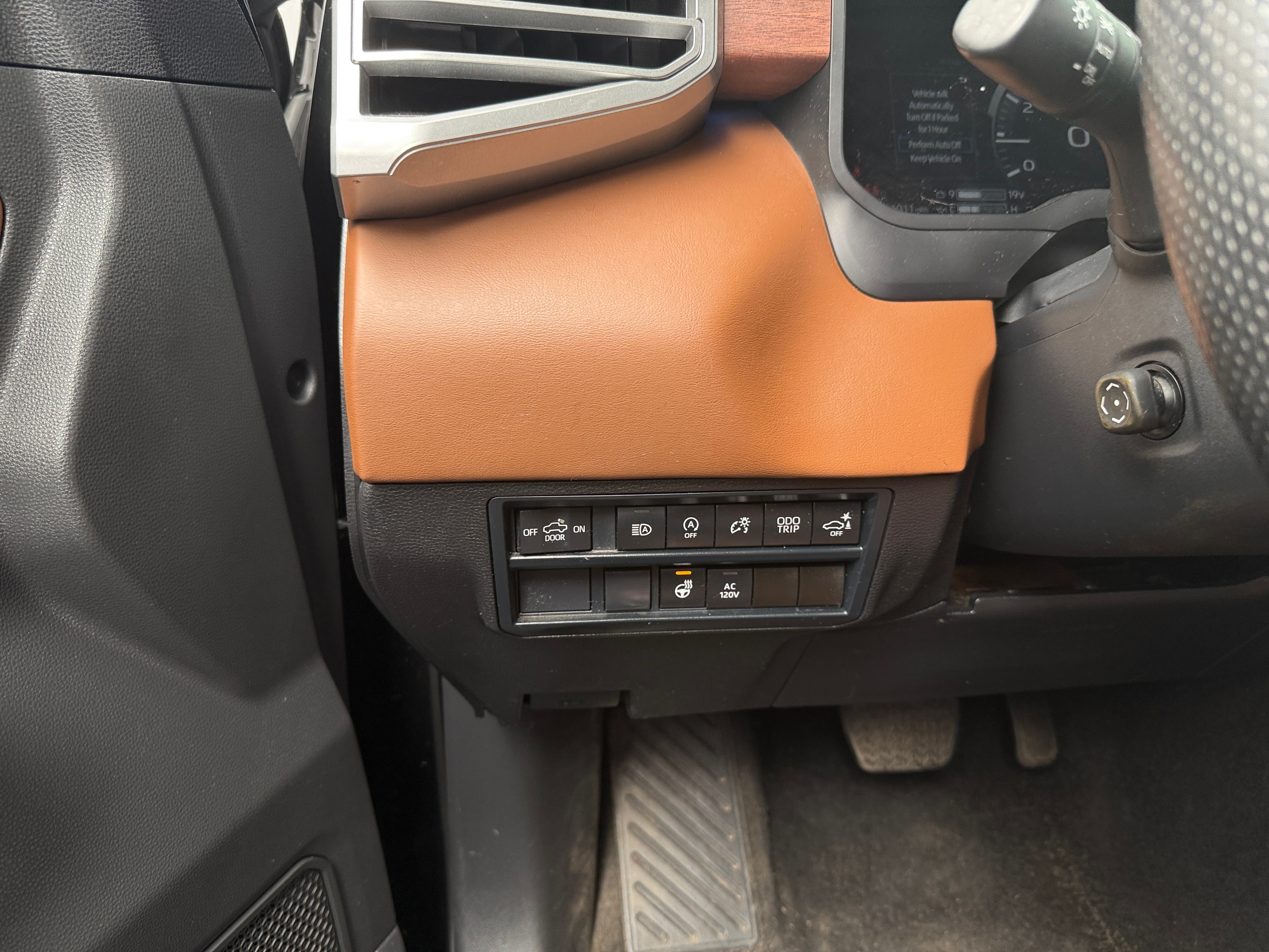2024 Toyota Tundra 1794 Edition - Photo 19