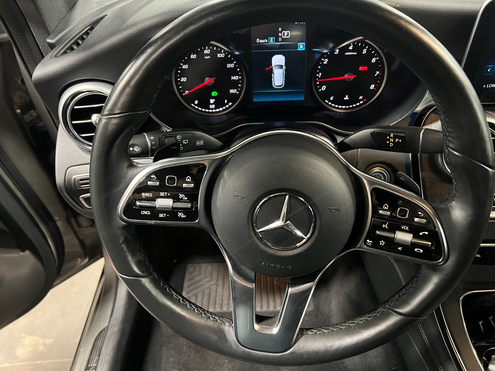 Thumbnail: 2020 Mercedes-Benz GLC - 4