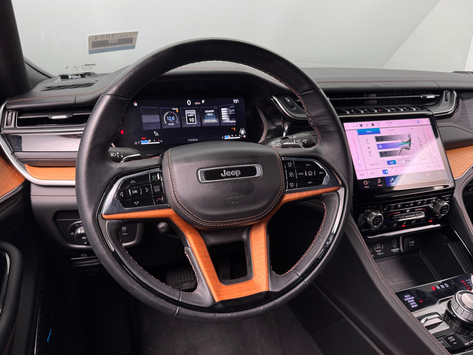 Thumbnail: 2023 Jeep Grand Cherokee L - 4
