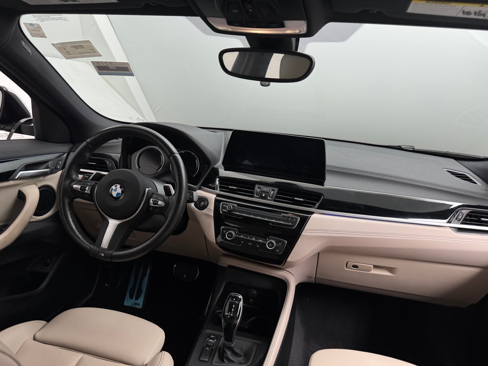 Thumbnail: 2022 BMW X2 - 2