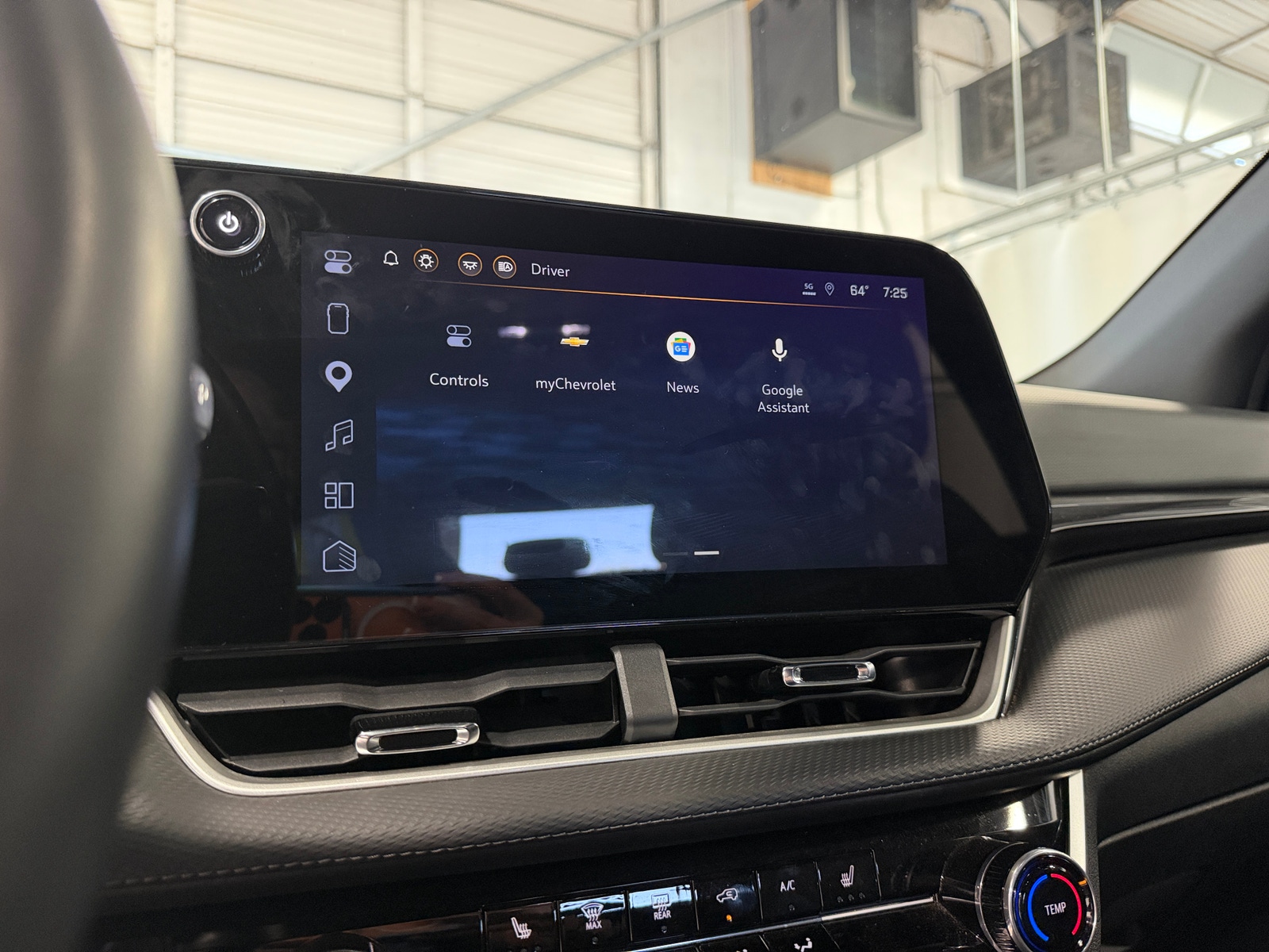 Thumbnail: 2025 Chevrolet Equinox - 4