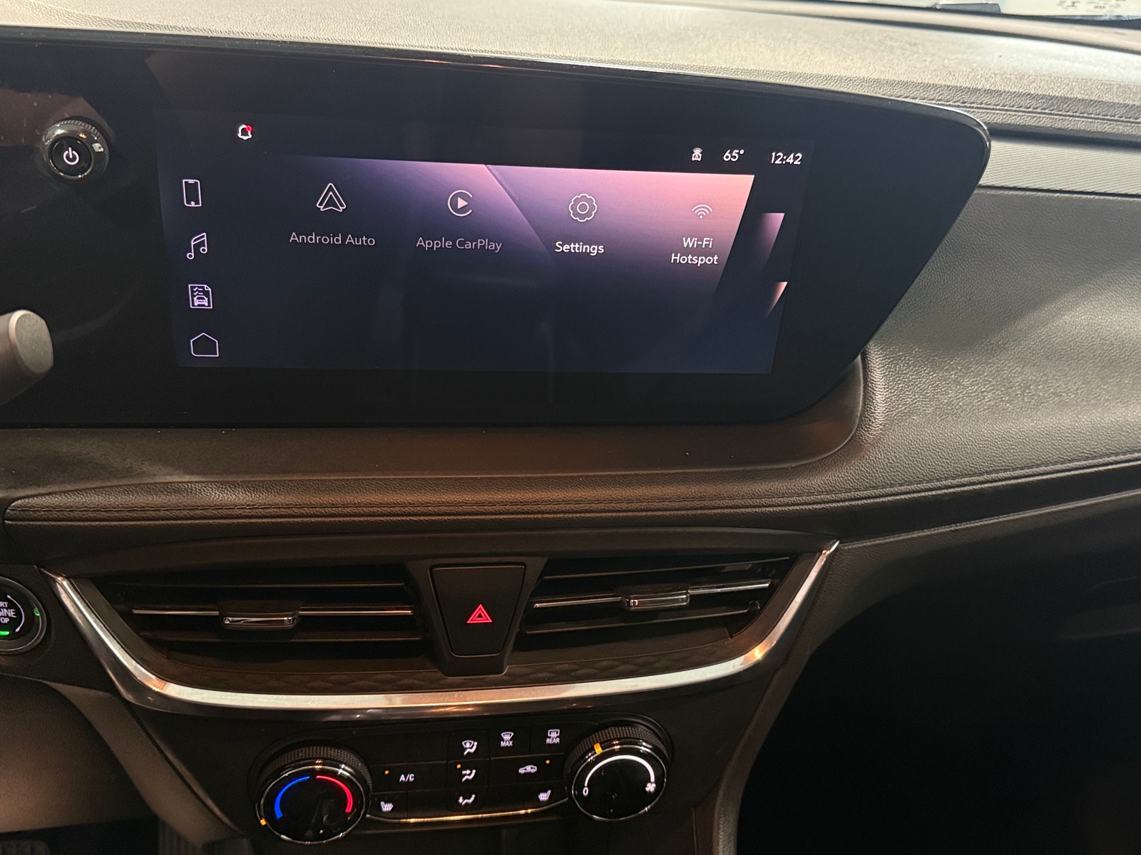 Thumbnail: 2024 Buick Encore GX - 3