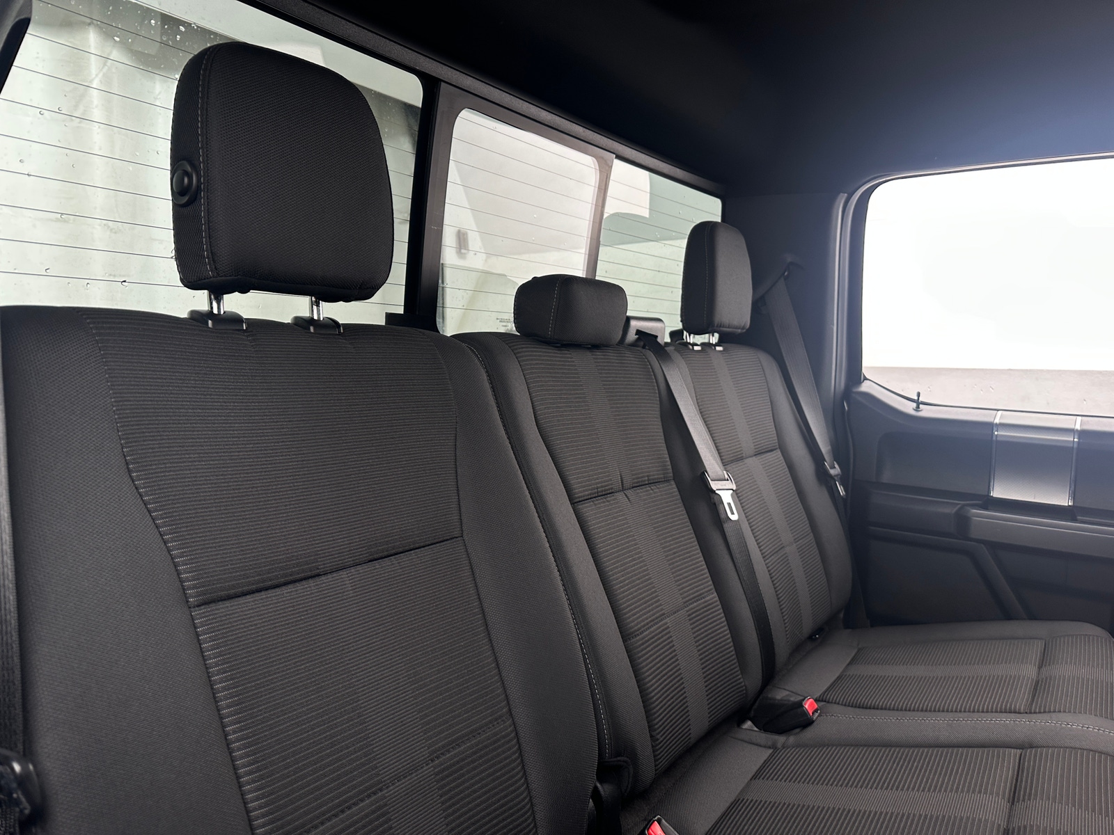 Thumbnail: 2016 Ford Econoline - 6