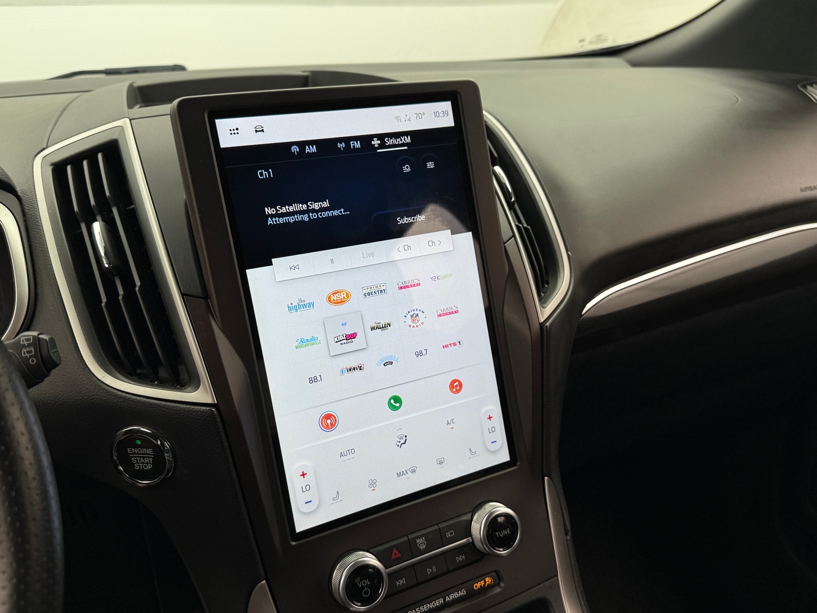 Thumbnail: 2021 Ford Edge - 3