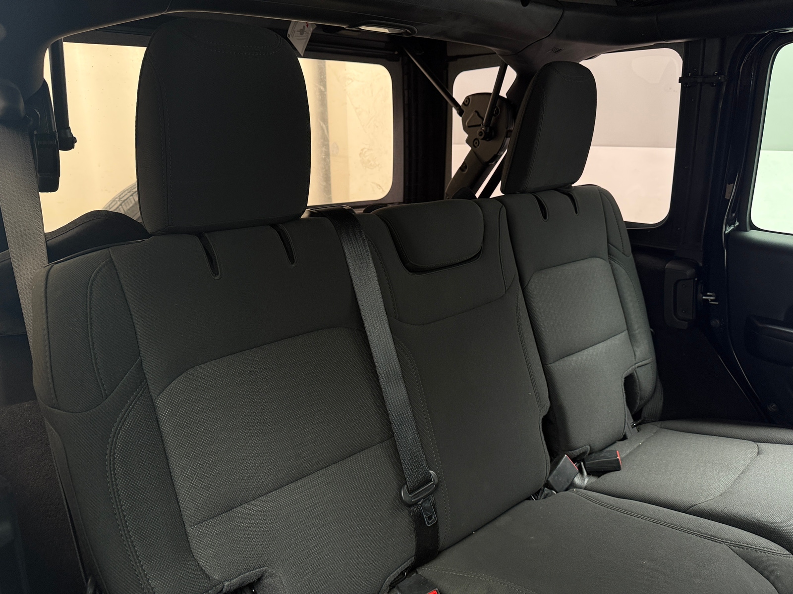 Thumbnail: 2020 Jeep Wrangler - 6