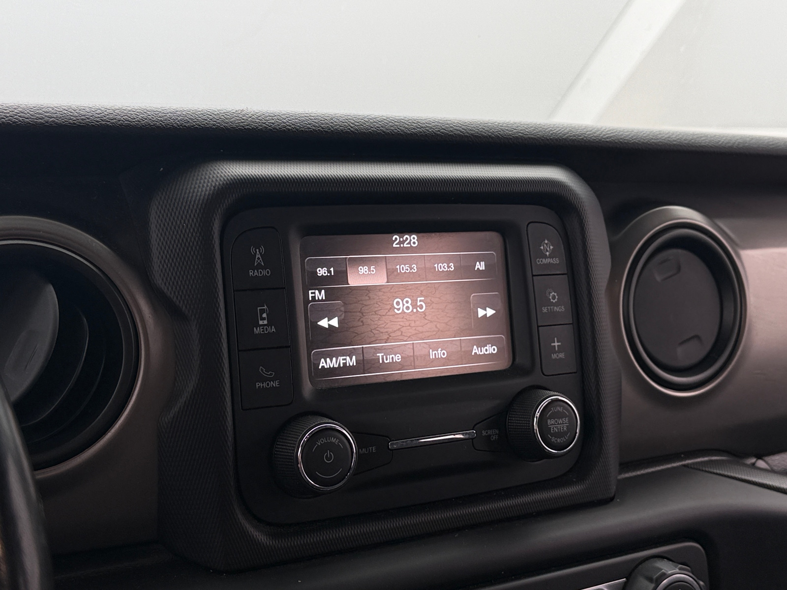 Thumbnail: 2020 Jeep Wrangler - 4