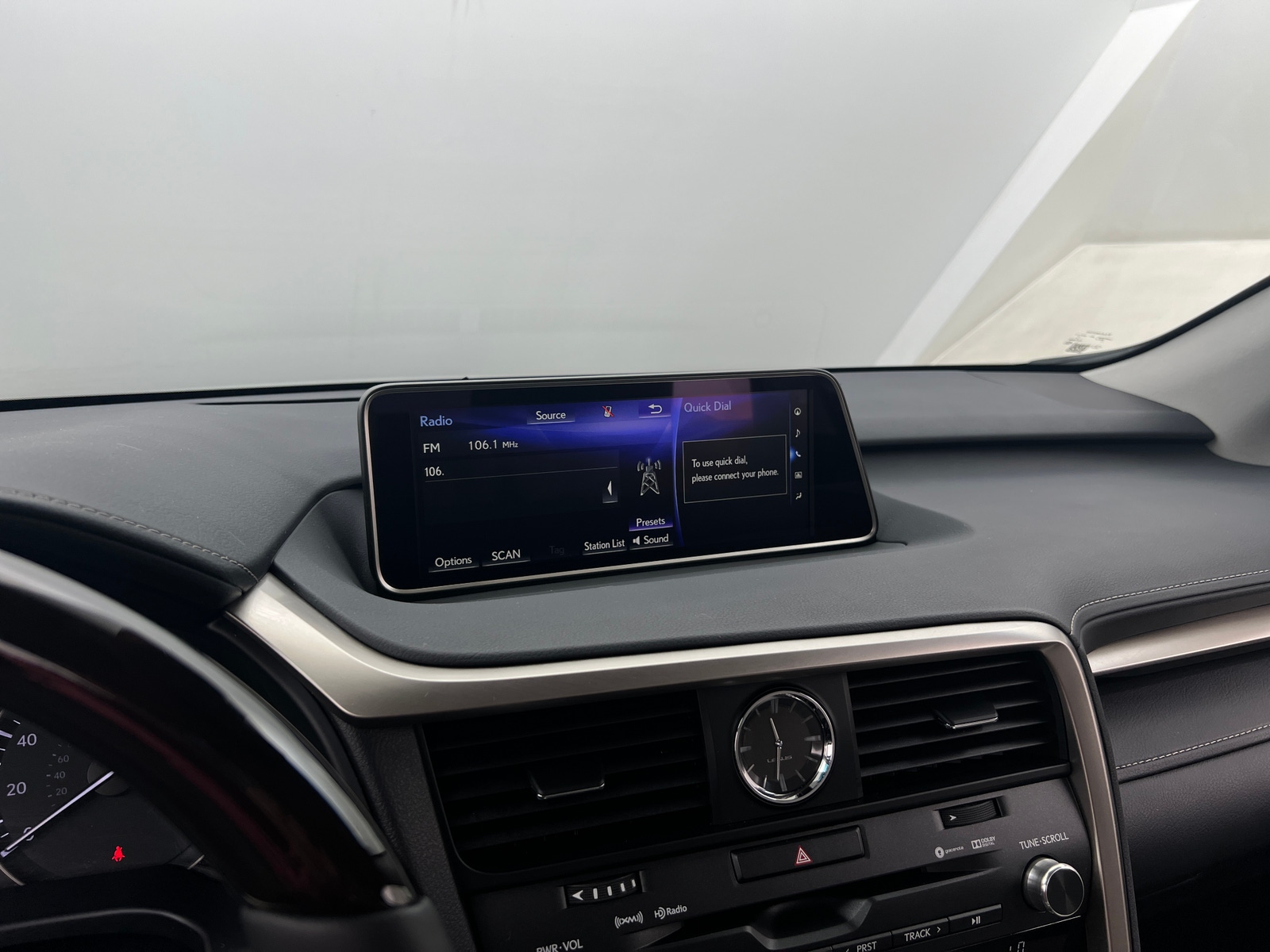 Thumbnail: 2019 Lexus RX - 4