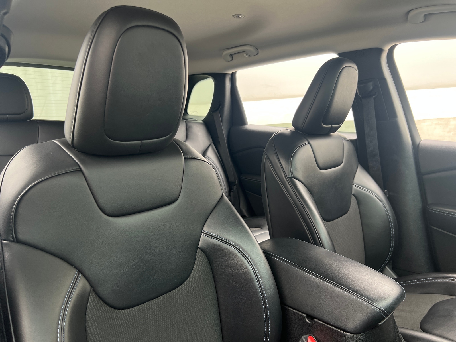 Thumbnail: 2020 Jeep Cherokee - 2