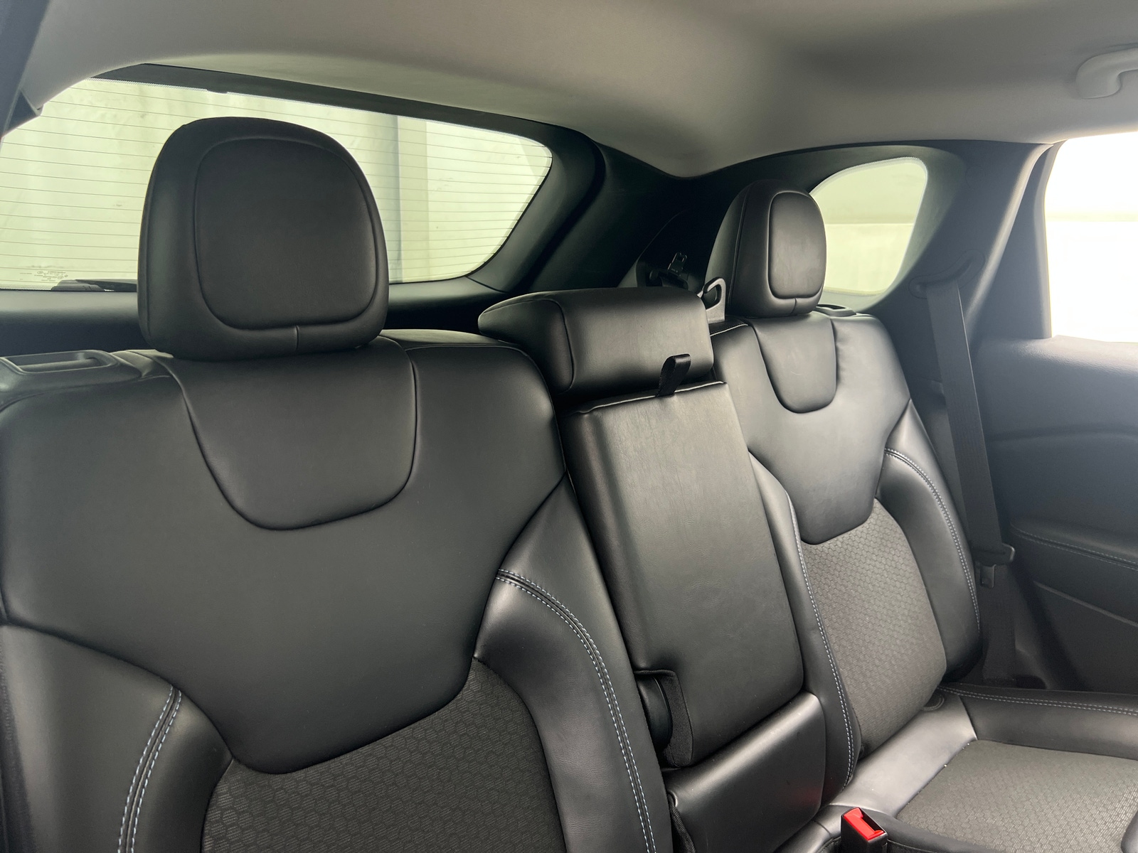 Thumbnail: 2020 Jeep Cherokee - 6