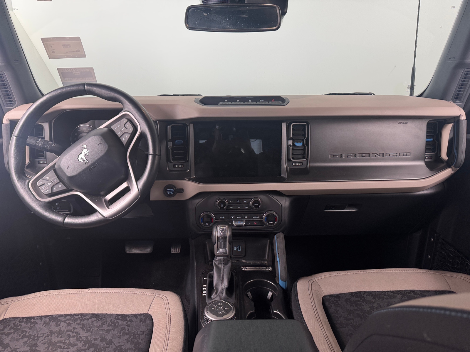 Thumbnail: 2021 Ford Bronco - 3