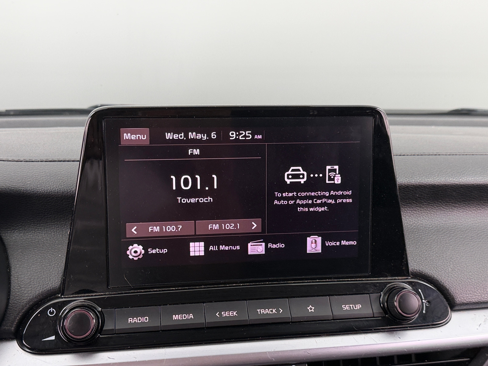 Thumbnail: 2024 Kia Forte - 4
