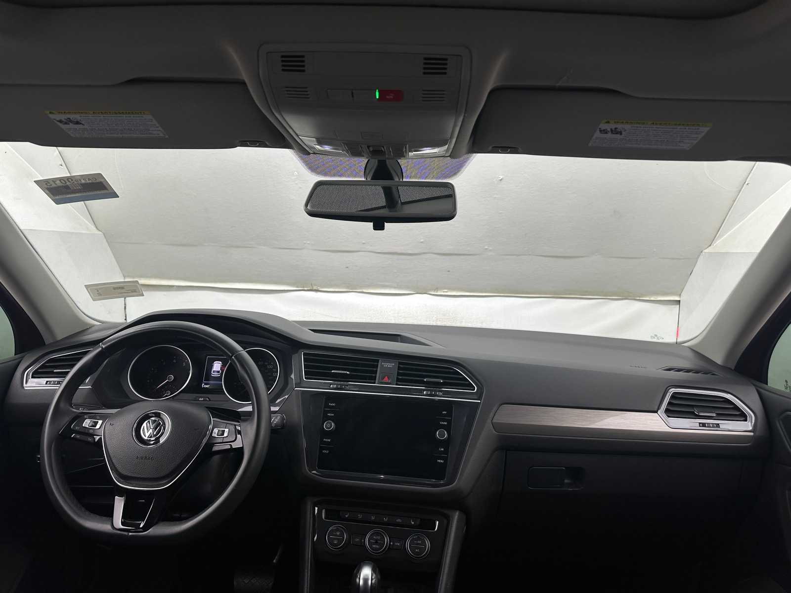 Thumbnail: 2020 Volkswagen Tiguan - 2