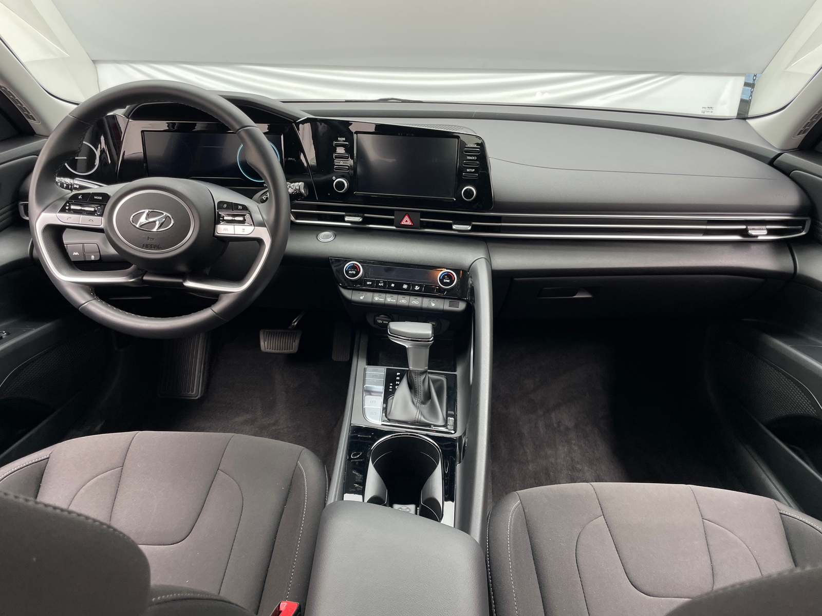 Thumbnail: 2021 Hyundai Elantra - 3