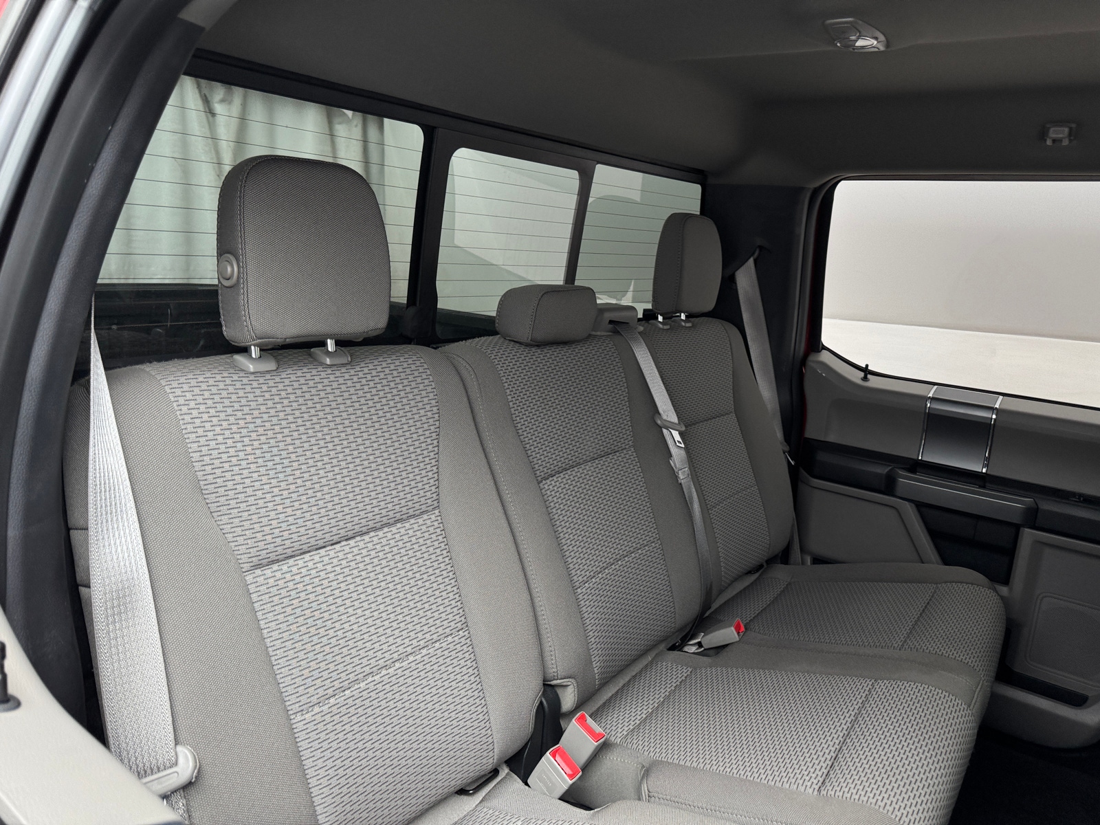 Thumbnail: 2018 Ford Econoline - 6