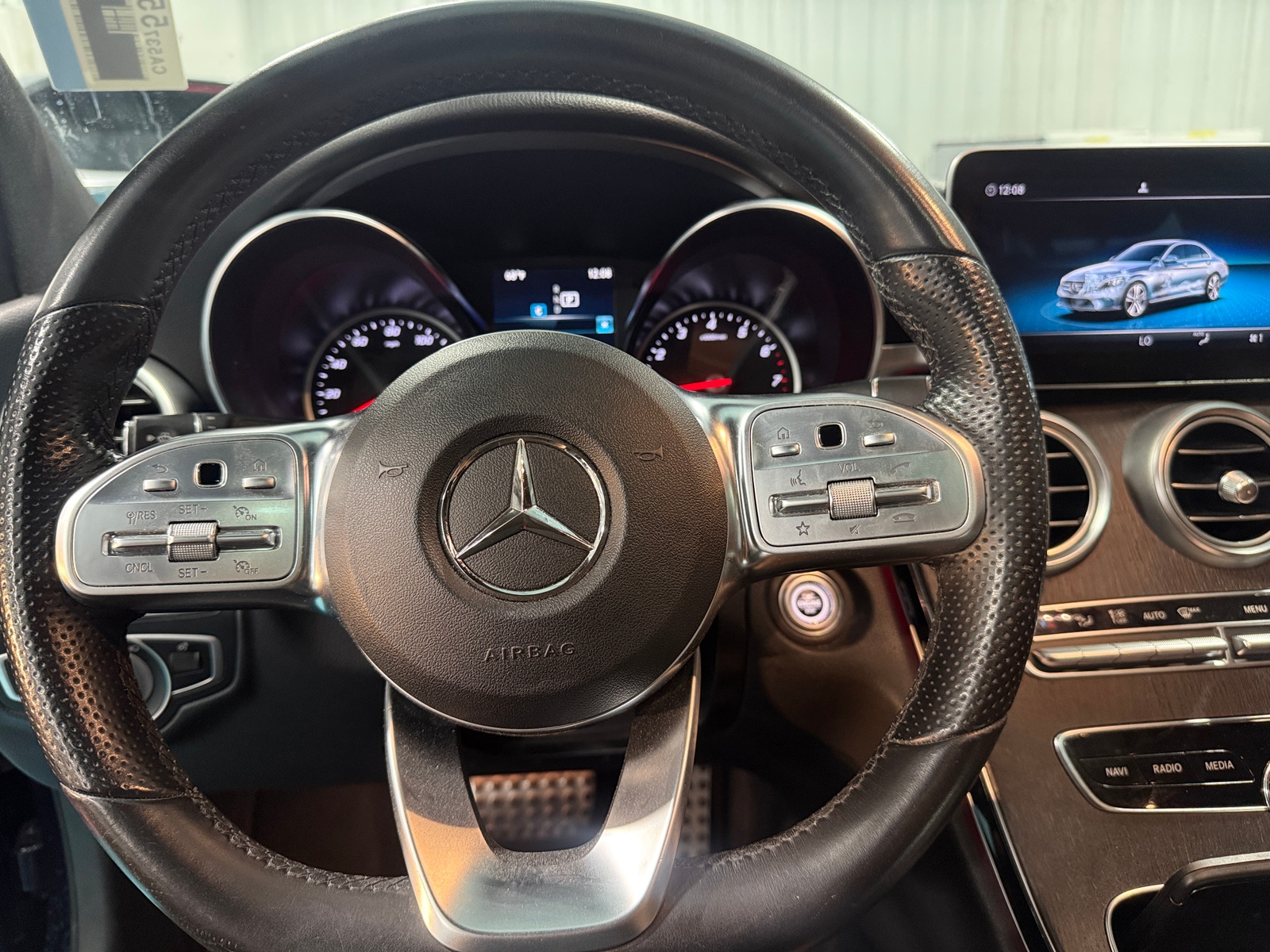 Thumbnail: 2020 Mercedes-Benz C-Class - 4