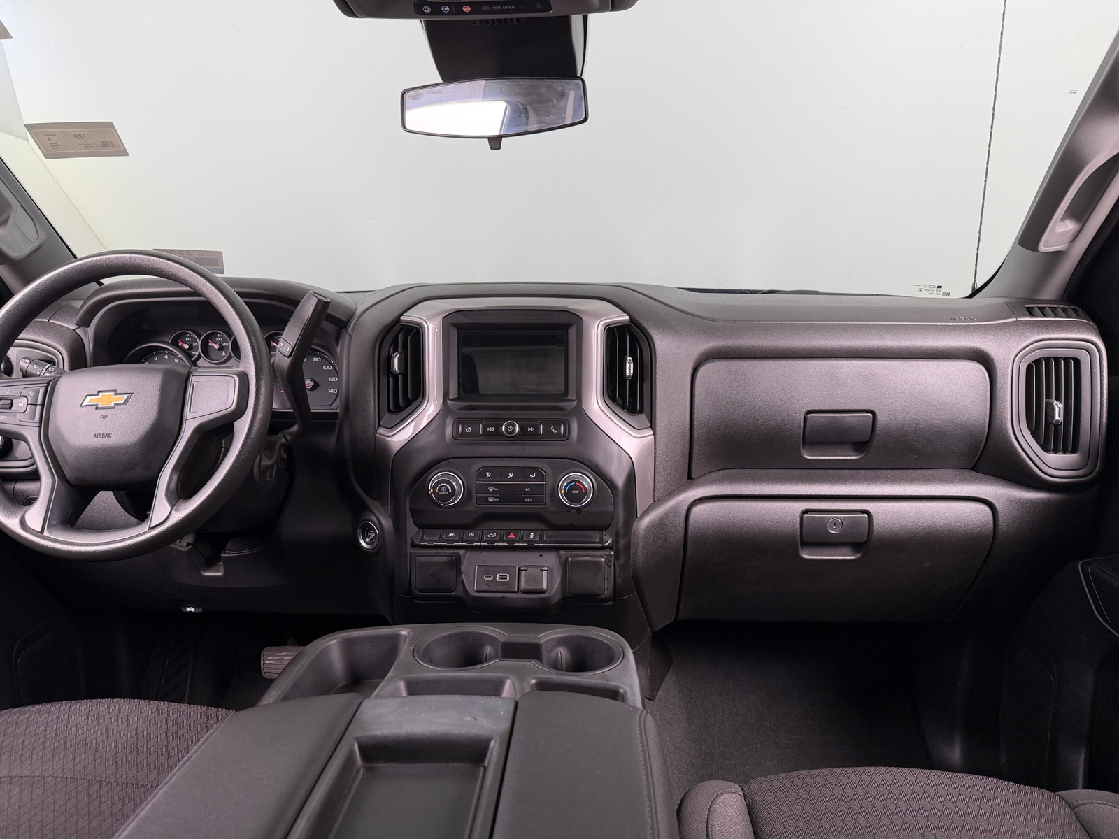 Thumbnail: 2022 Chevrolet Silverado 1500 - 3