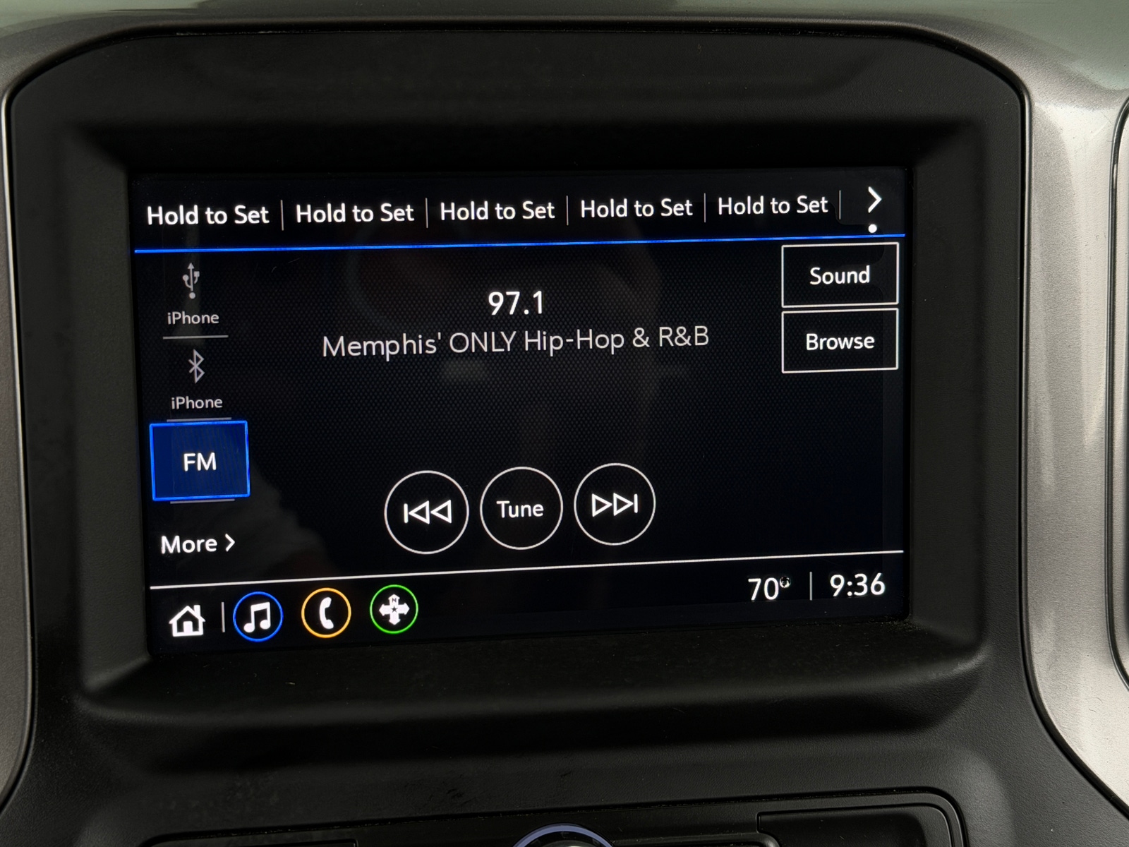 Thumbnail: 2022 Chevrolet Silverado 1500 - 4