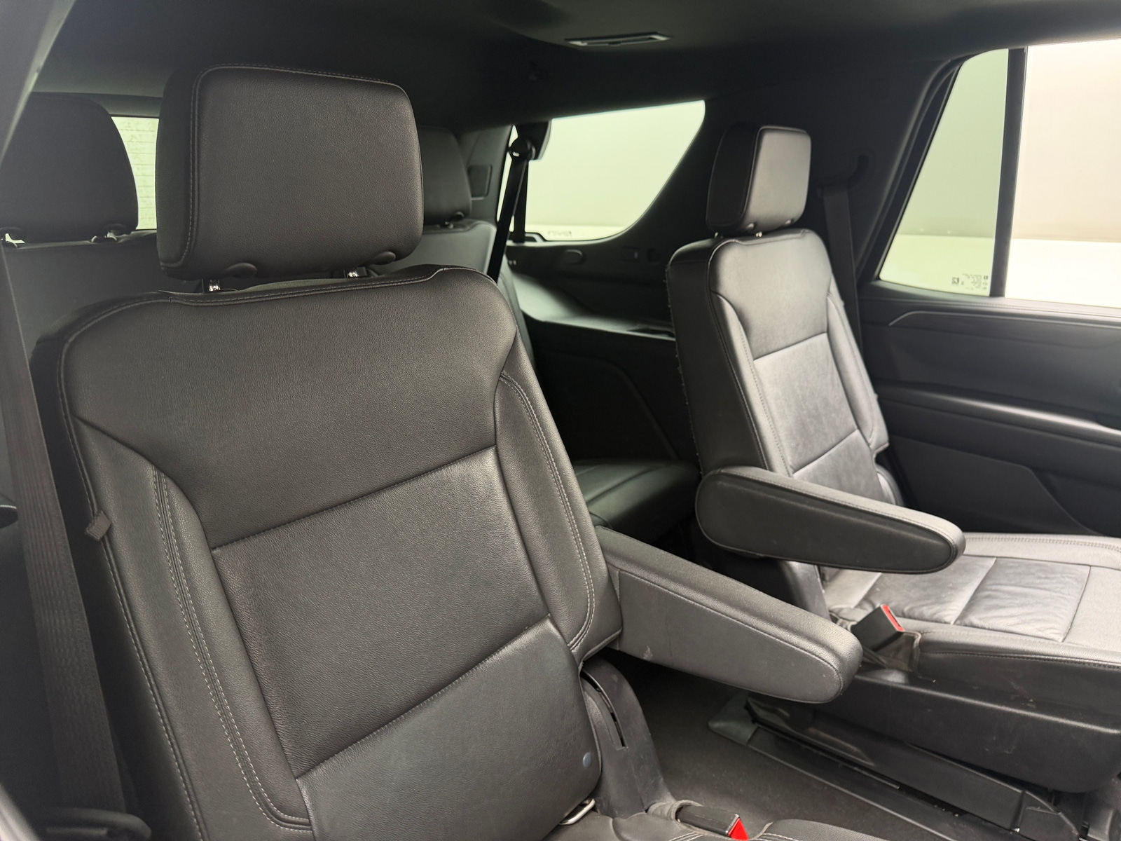 Thumbnail: 2022 Chevrolet Tahoe - 5