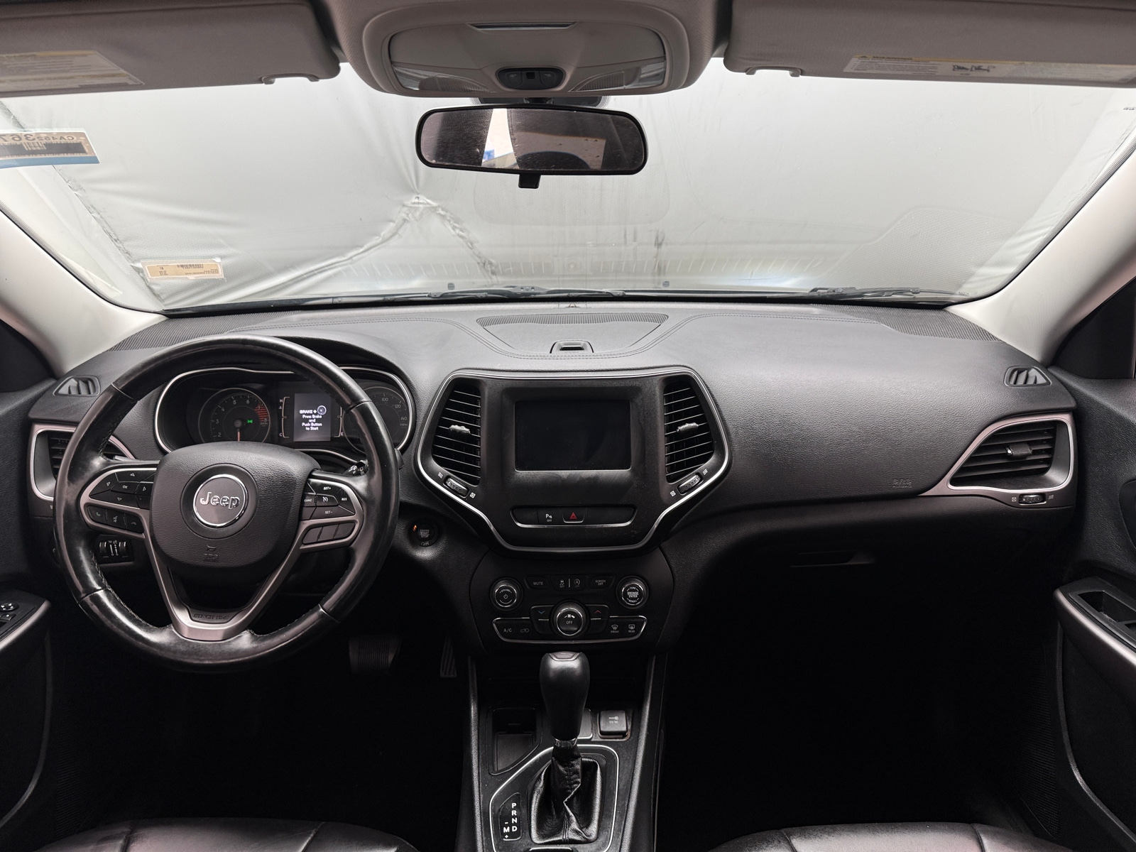 Thumbnail: 2019 Jeep Cherokee - 3