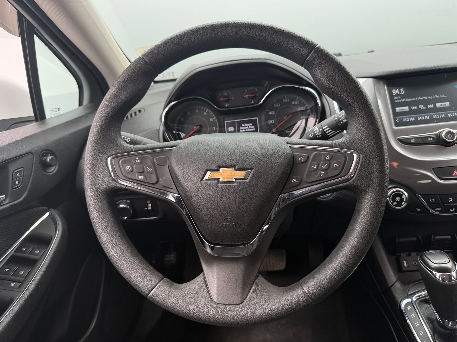 Thumbnail: 2017 Chevrolet Cruze - 5