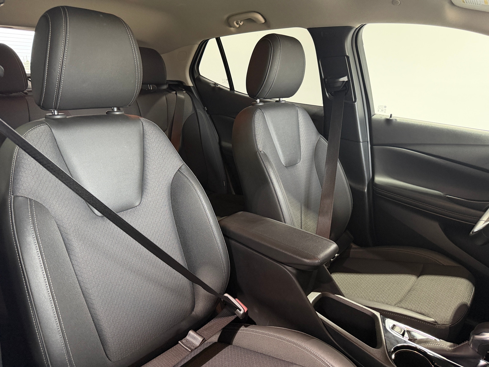 Thumbnail: 2025 Buick Encore GX - 2
