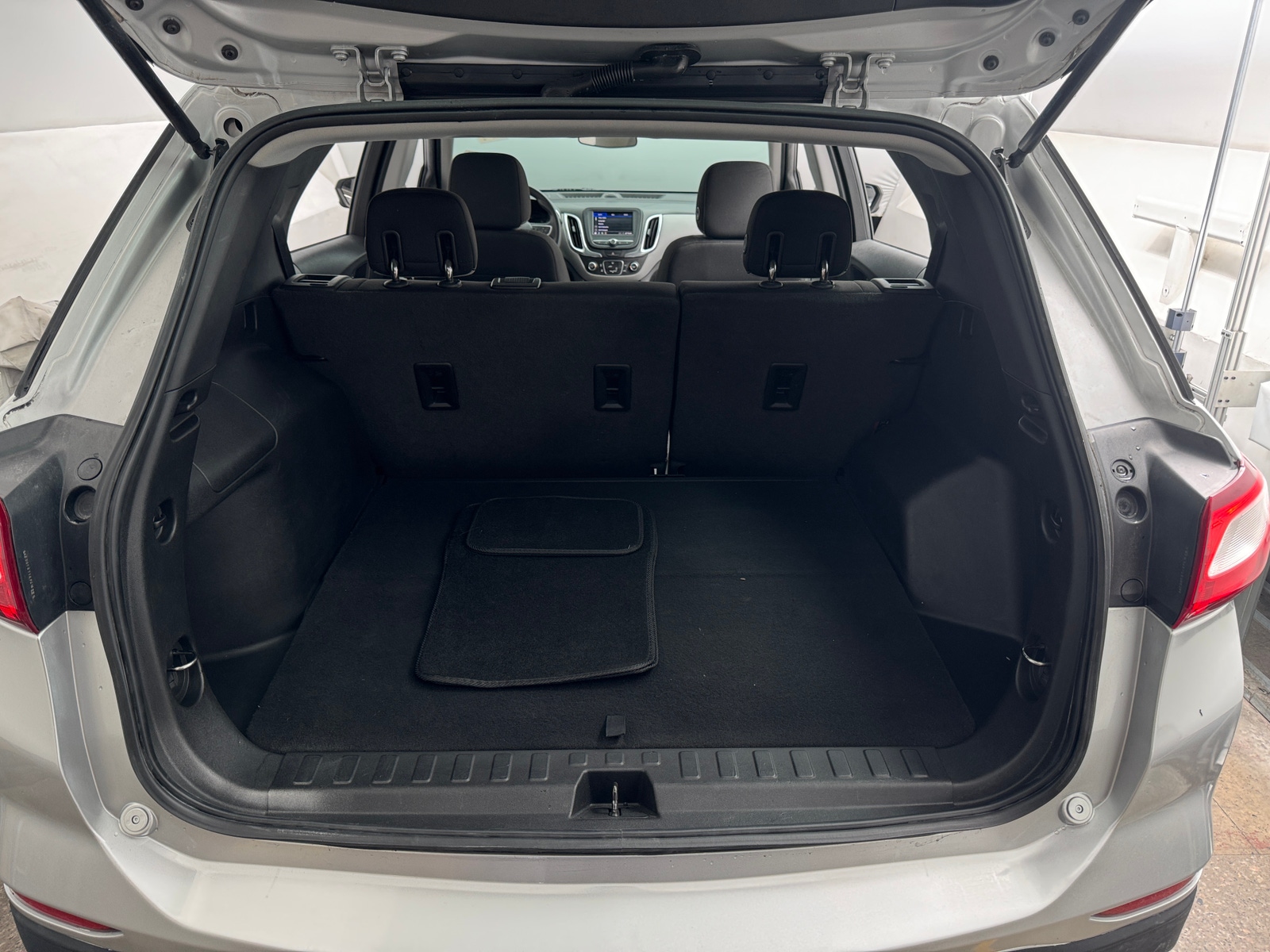 Thumbnail: 2020 Chevrolet Equinox - 7