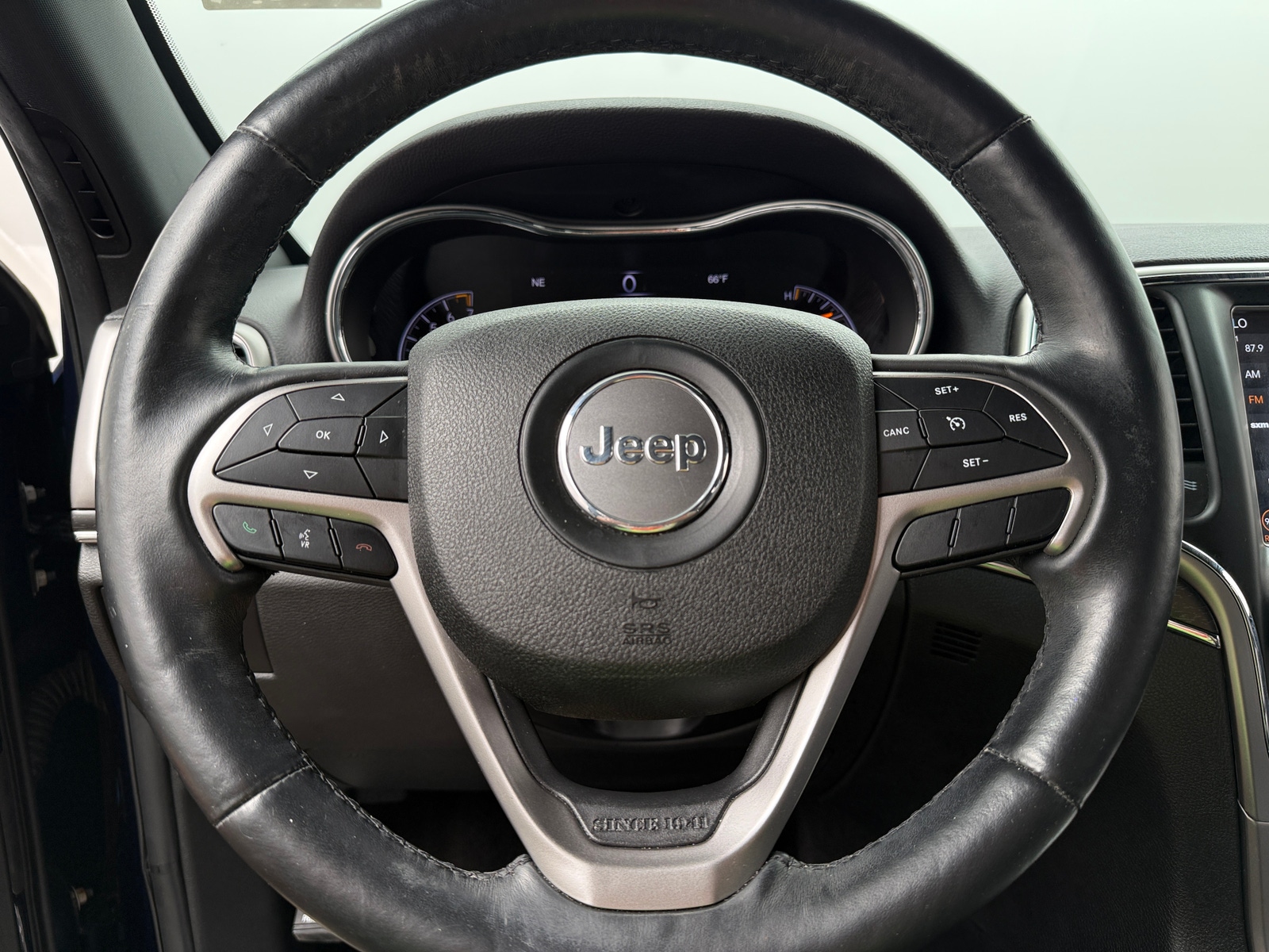 Thumbnail: 2018 Jeep Grand Cherokee - 4