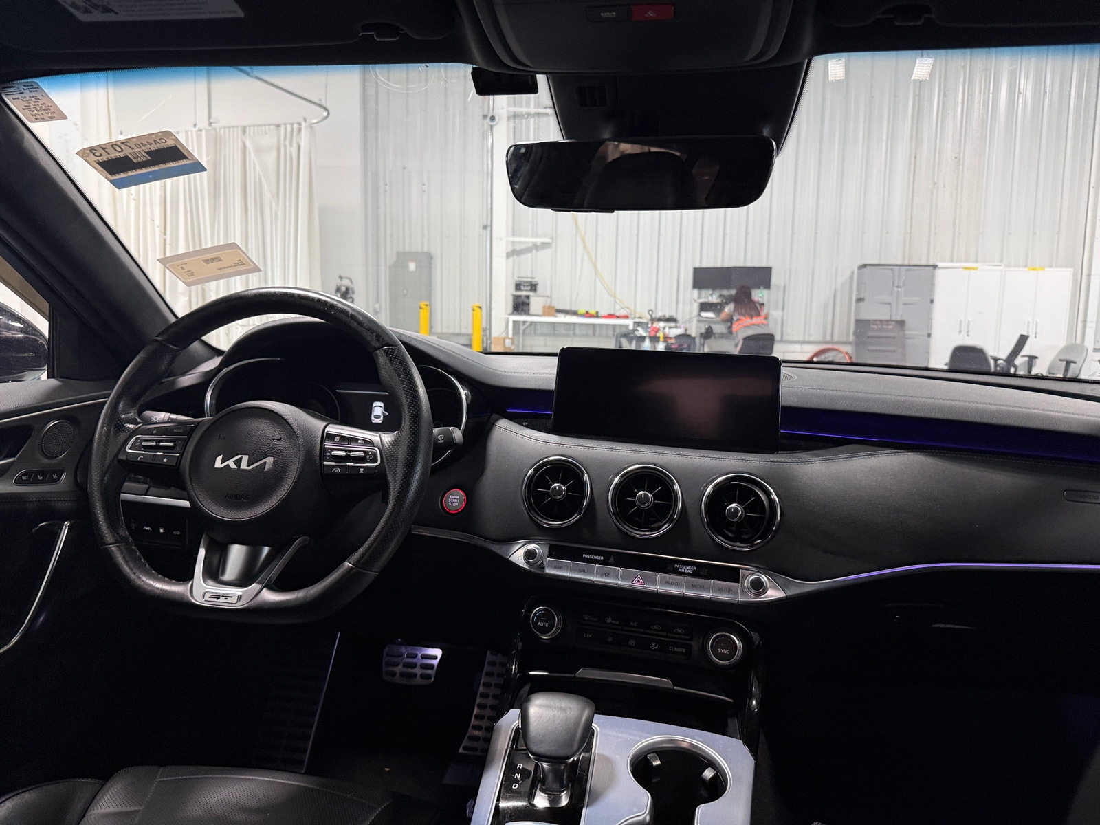 Thumbnail: 2023 Kia Stinger - 2