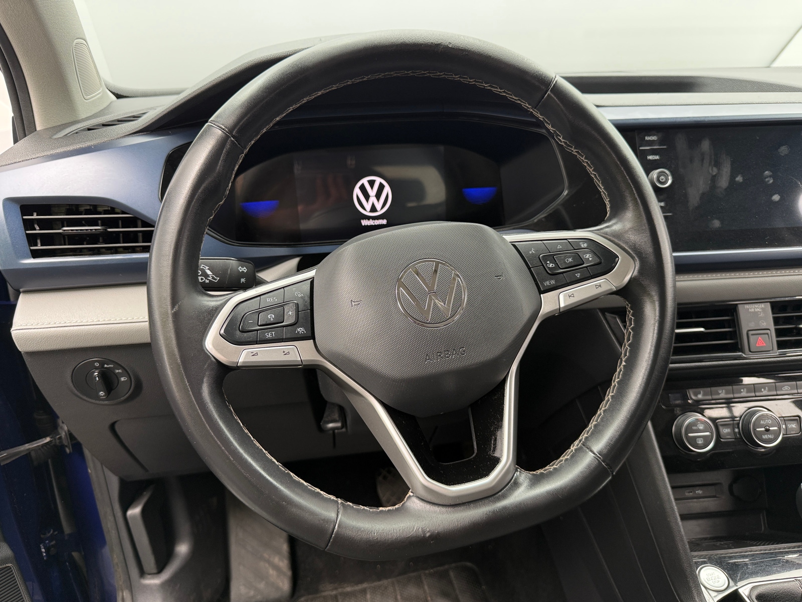 Thumbnail: 2024 Volkswagen Taos - 4