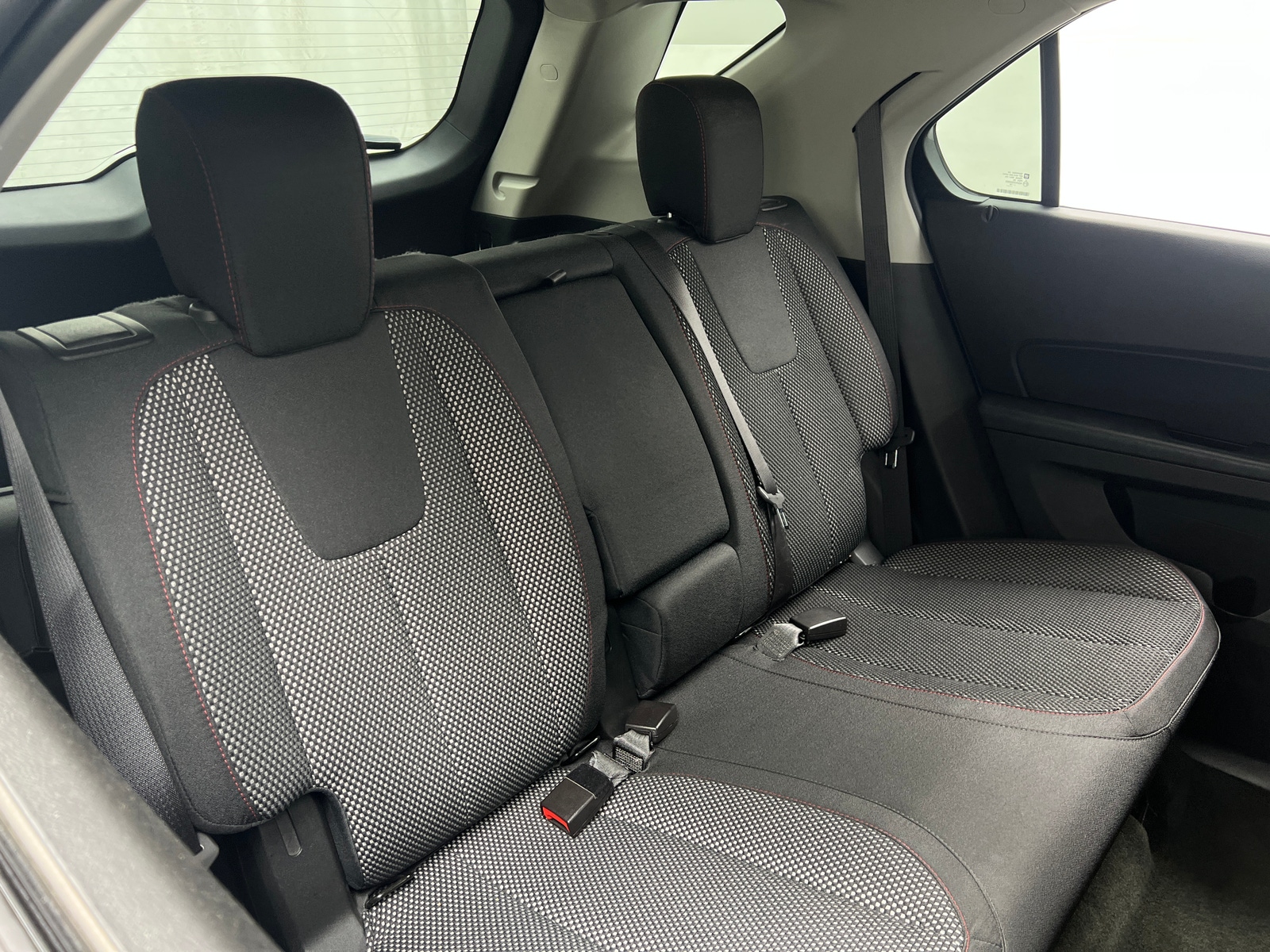 Thumbnail: 2017 Chevrolet Equinox - 6