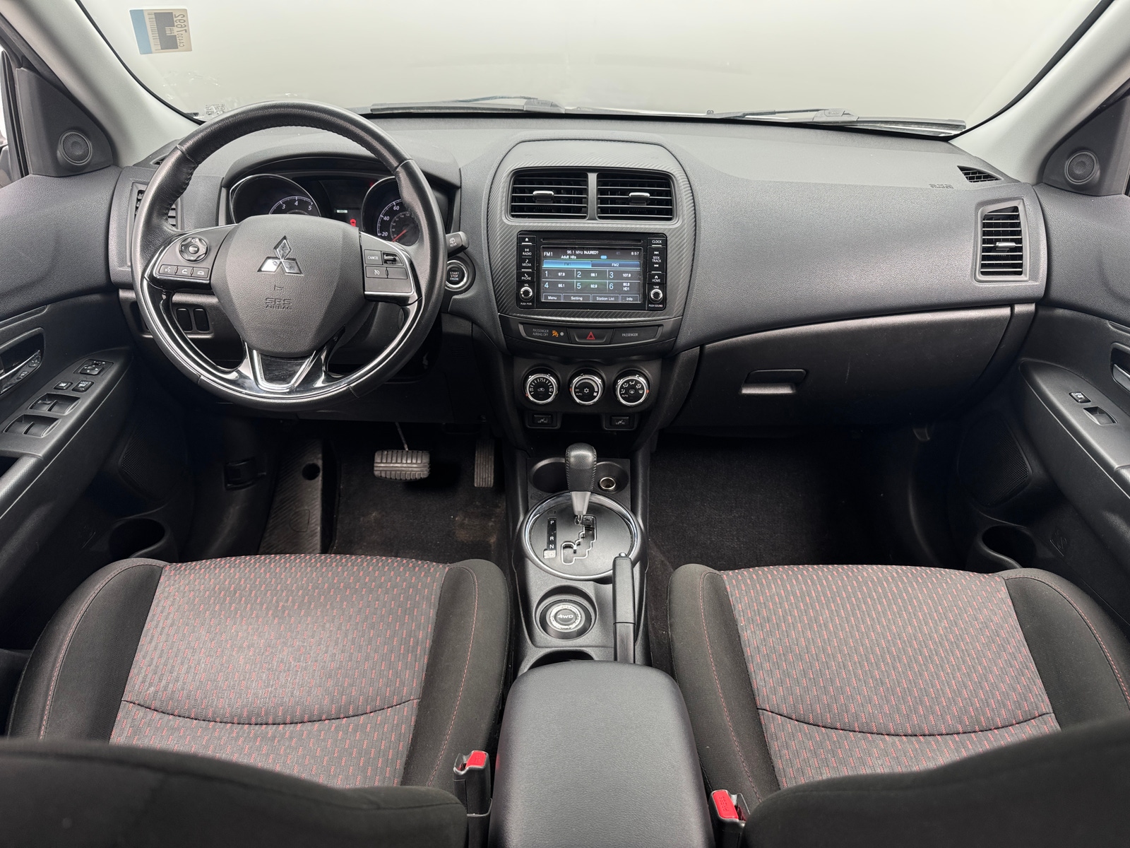 Thumbnail: 2017 Mitsubishi Outlander Sport - 3