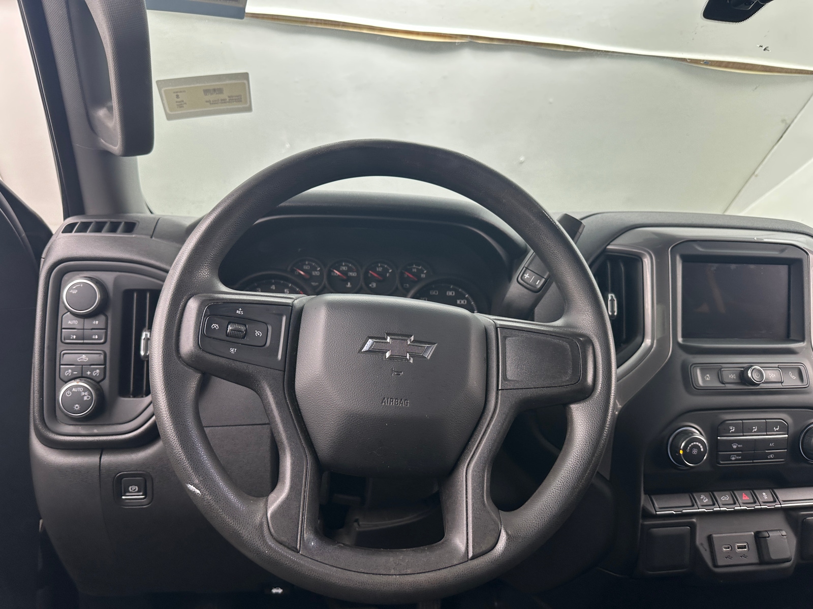 Thumbnail: 2021 Chevrolet Silverado 1500 - 5