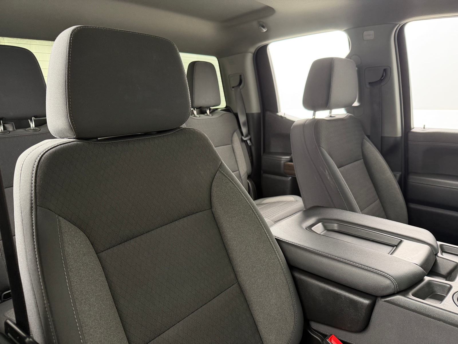 Thumbnail: 2020 Chevrolet Silverado 1500 - 2