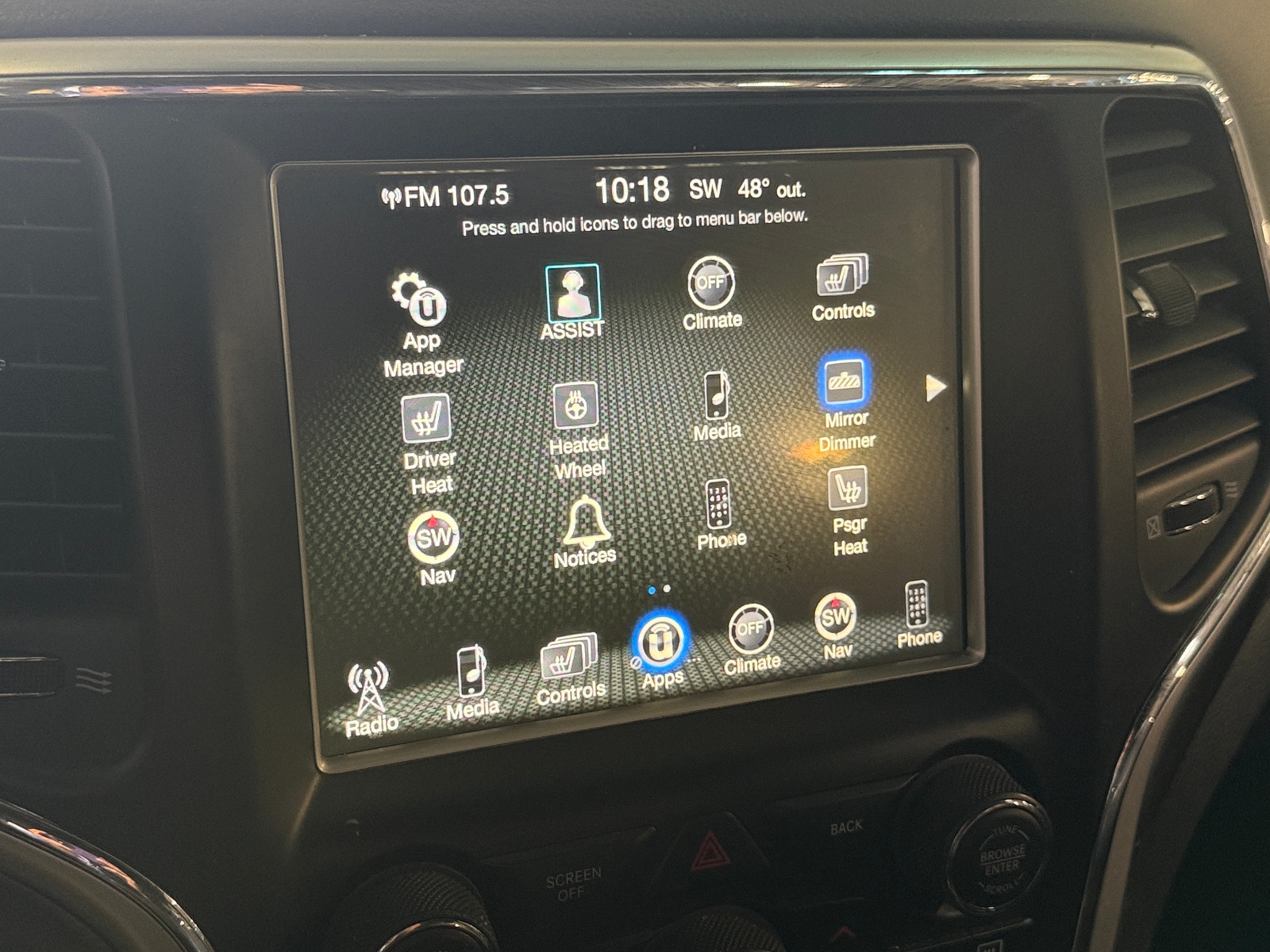 Thumbnail: 2015 Jeep Grand Cherokee - 4
