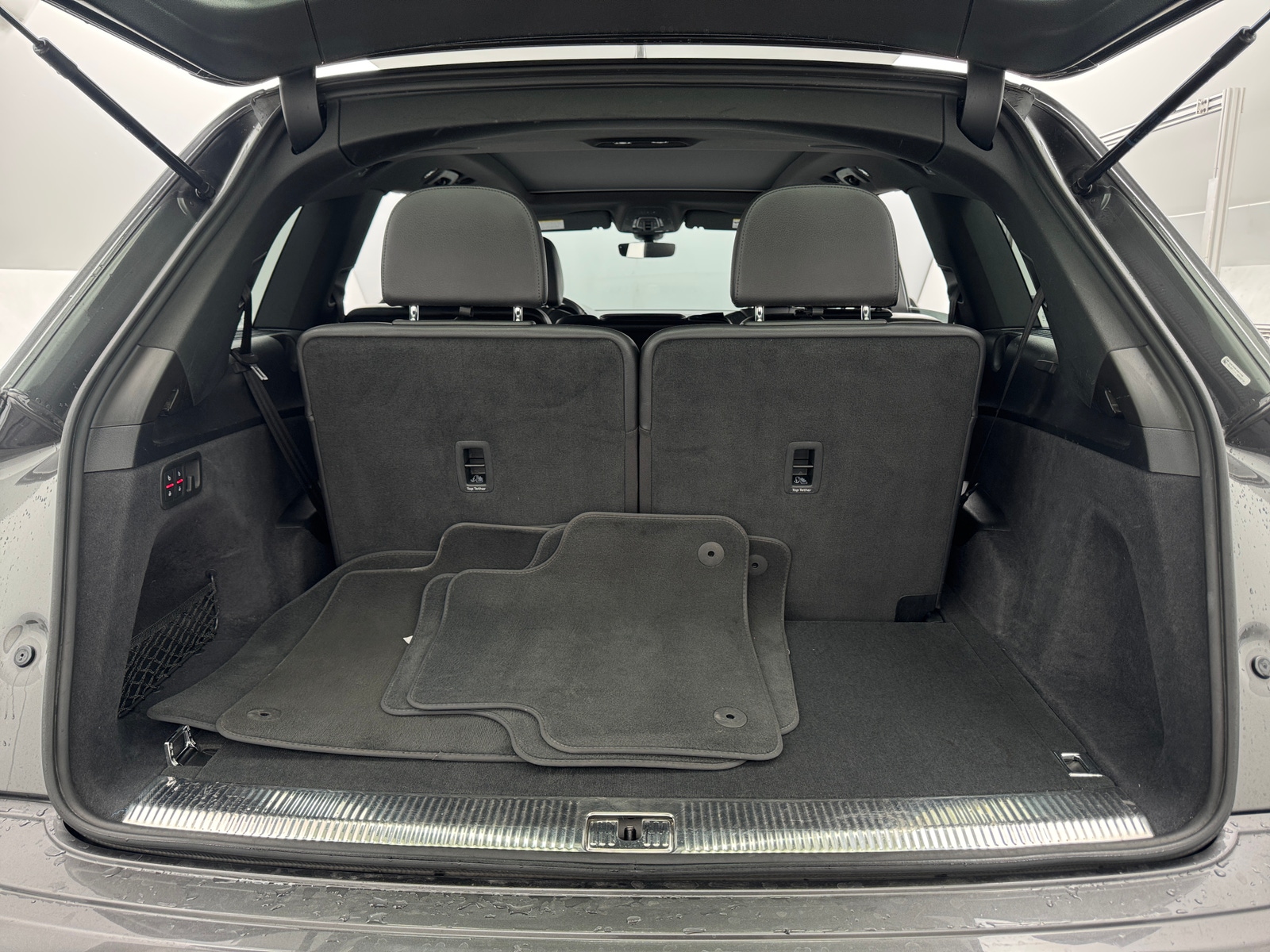 Thumbnail: 2019 Audi Q7 - 6