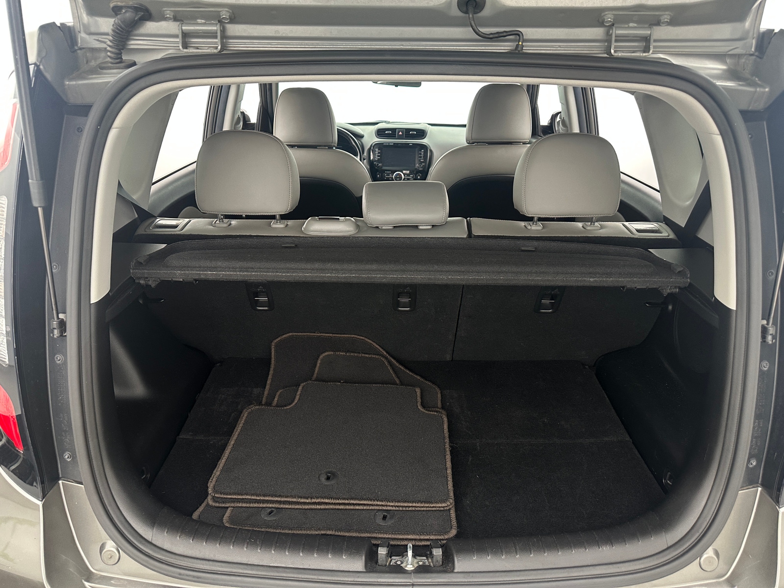 Thumbnail: 2019 Kia Soul - 6