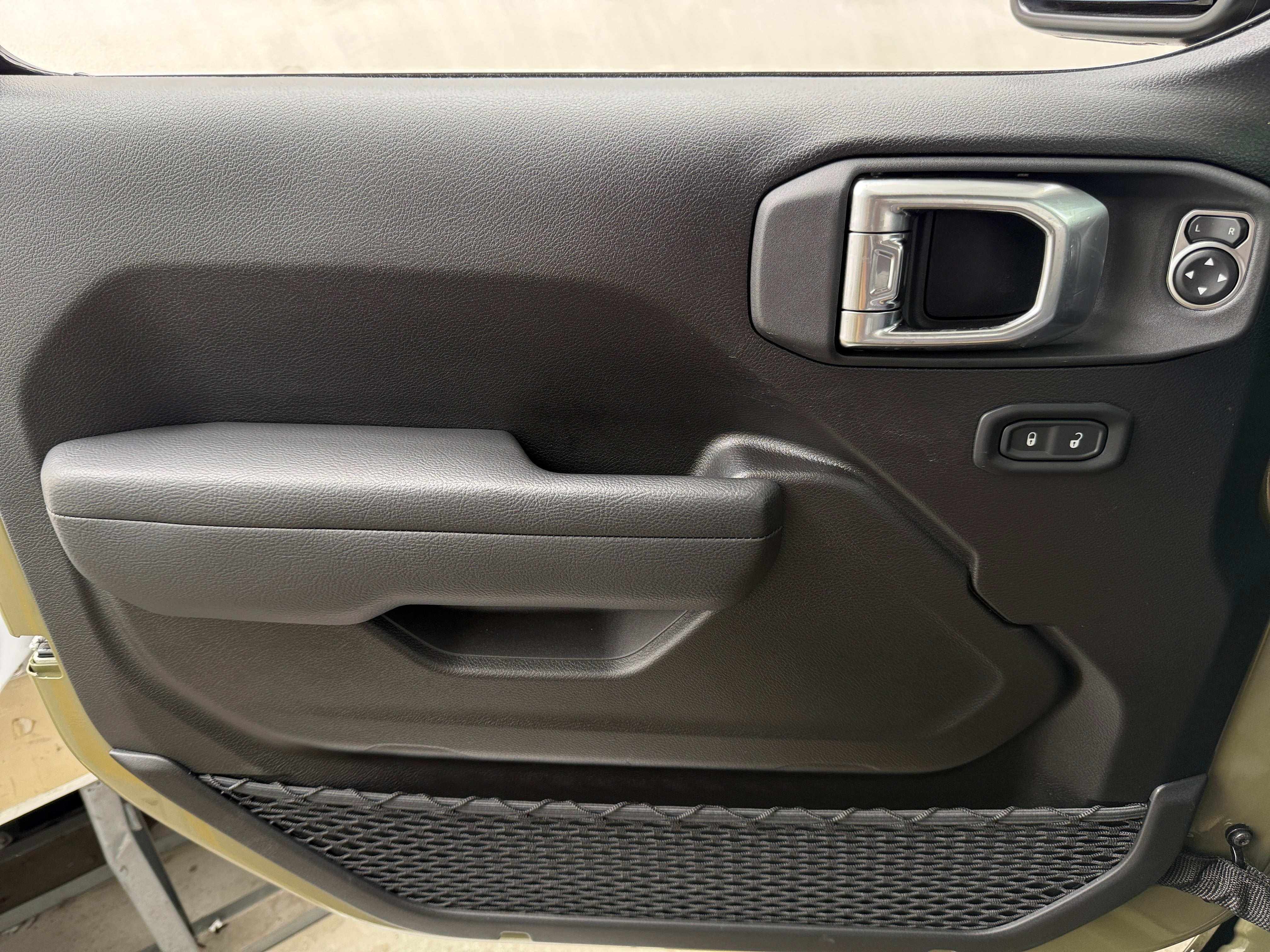 2026 Jeep Wrangler 4-Door Willys 41 - Photo 2