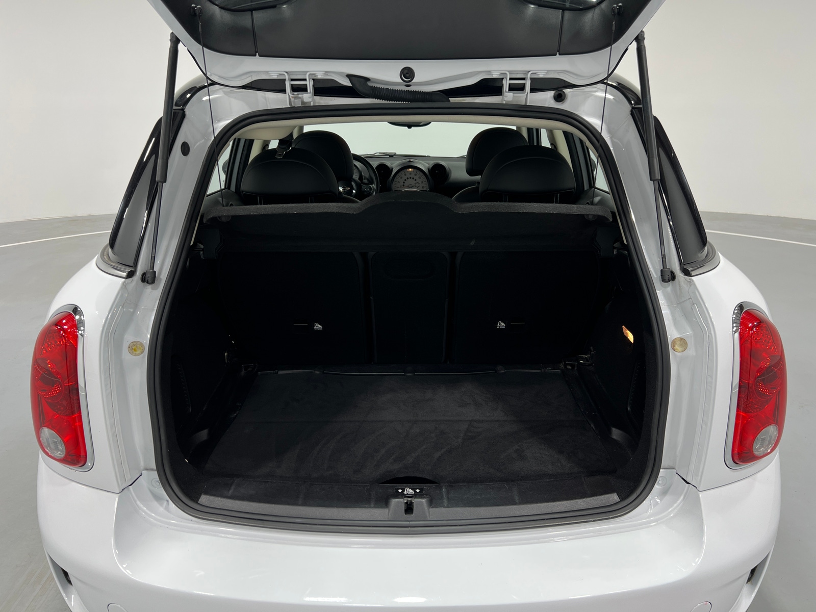 Thumbnail: 2014 MINI Cooper Countryman - 6